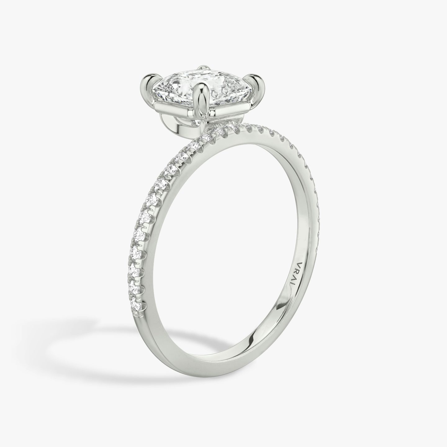 Hover | Asscher | Platin | bandAccent: Mit Pavé-Besatz | diamondOrientation: vertical | caratWeight: other