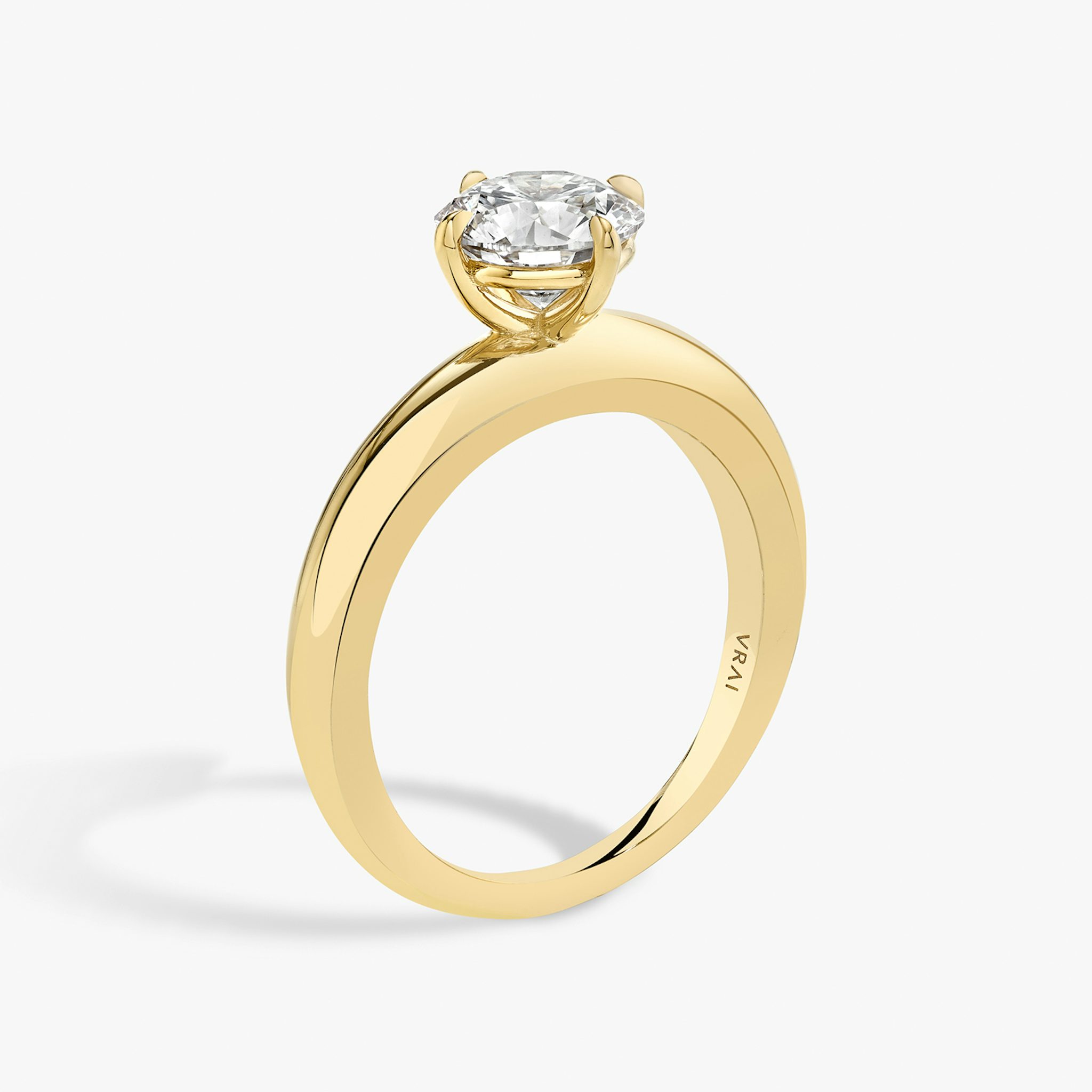 The Curator | Round Brilliant | 18k | Yellow Gold | bandAccent: Plain | caratWeight: other | diamondOrientation: vertical