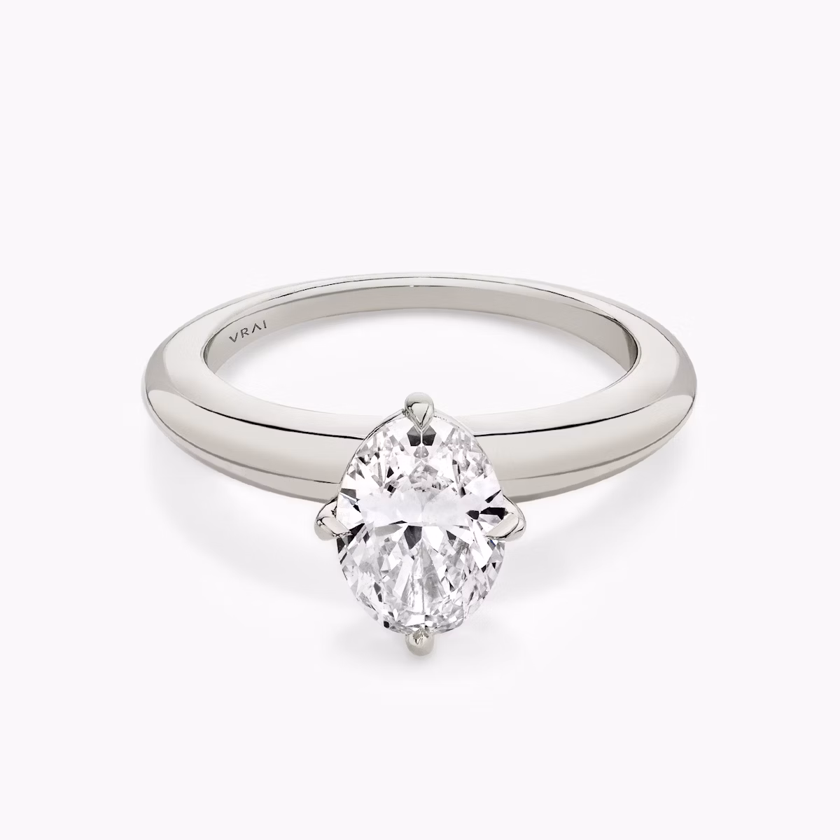 The Curator | Oval | 18k | White Gold | bandAccent: Plain | diamondOrientation: vertical | caratWeight: other