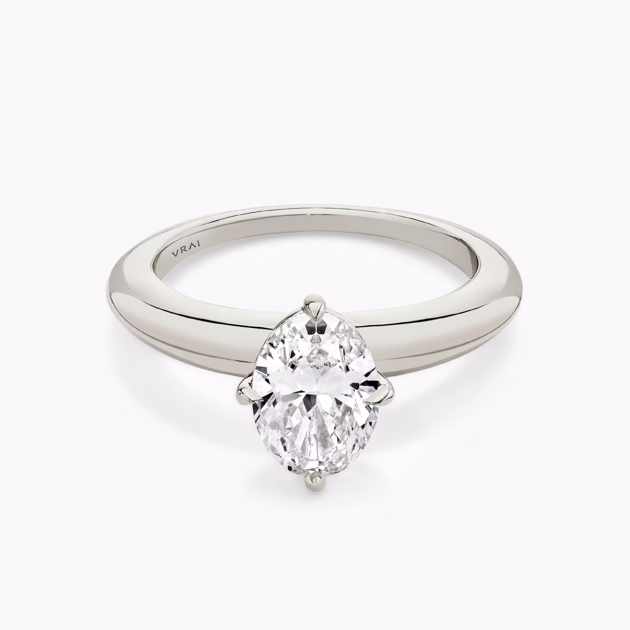 The Curator | Oval | Platinum | bandAccent: Plain | diamondOrientation: vertical | caratWeight: other