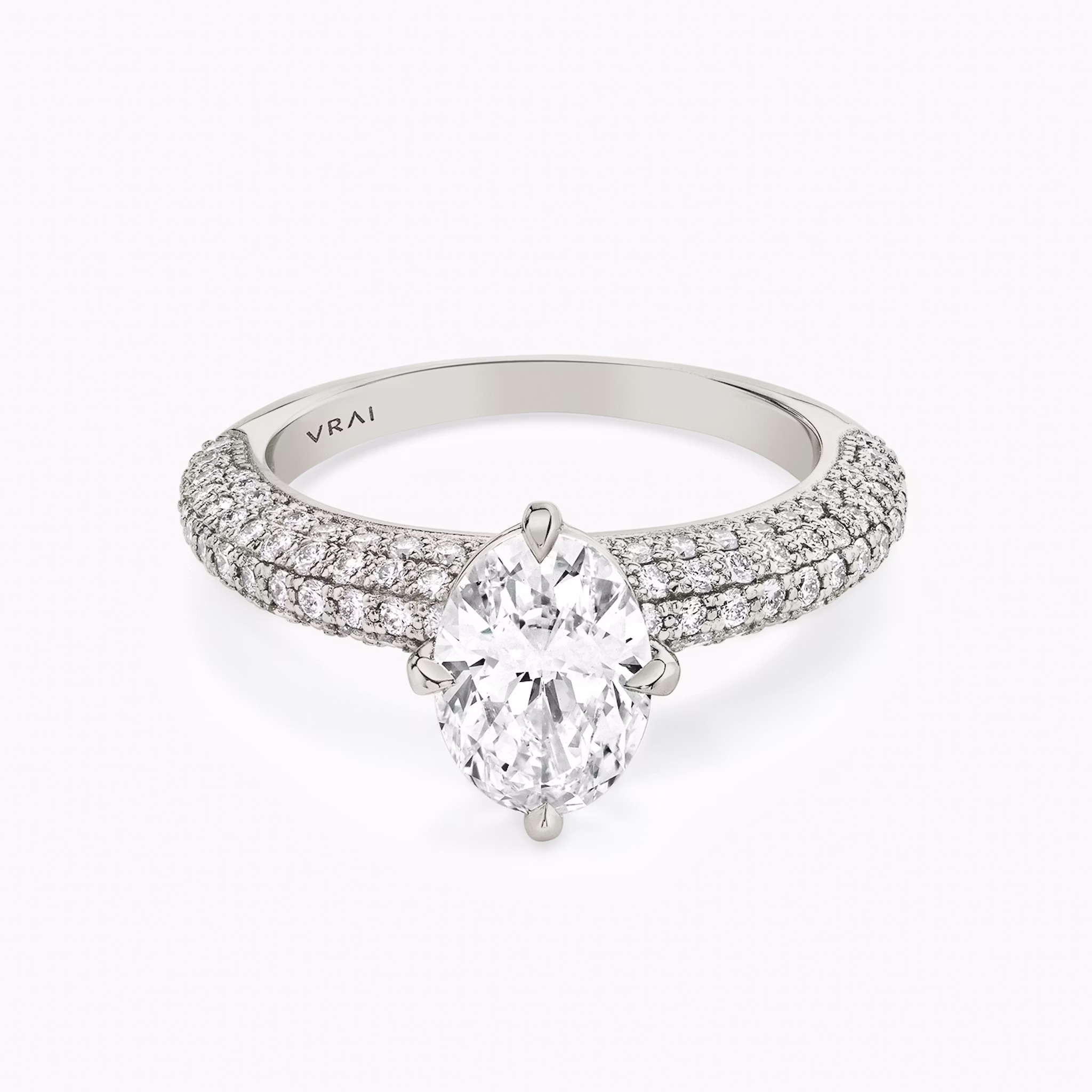 The Curator | Oval | 18k | White Gold | bandAccent: Pavé | diamondOrientation: vertical | caratWeight: other