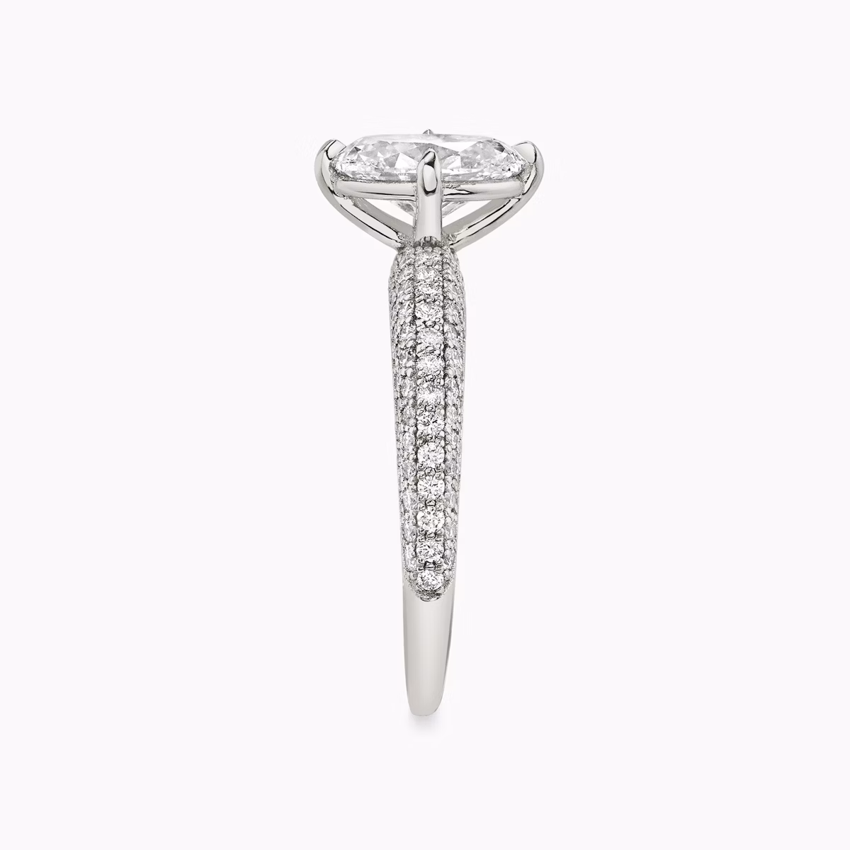 The Curator | Oval | Platinum | bandAccent: Pavé | diamondOrientation: vertical | caratWeight: other