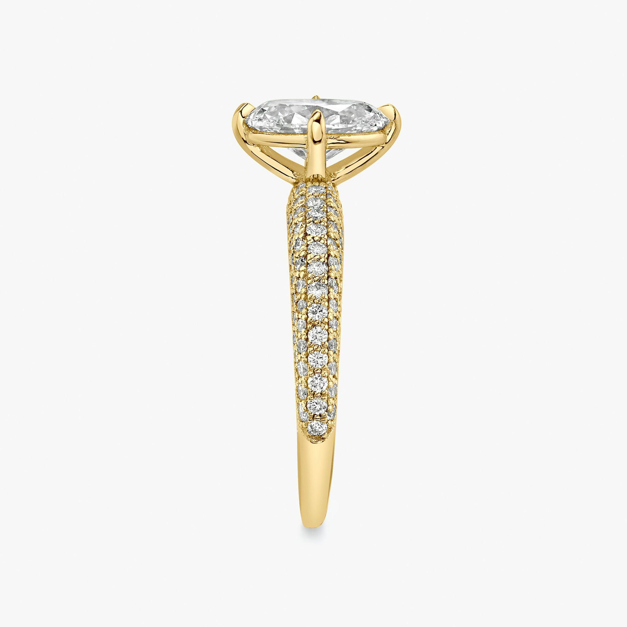 The Curator | Oval | 18k | Yellow Gold | bandAccent: Pavé | diamondOrientation: vertical | caratWeight: other