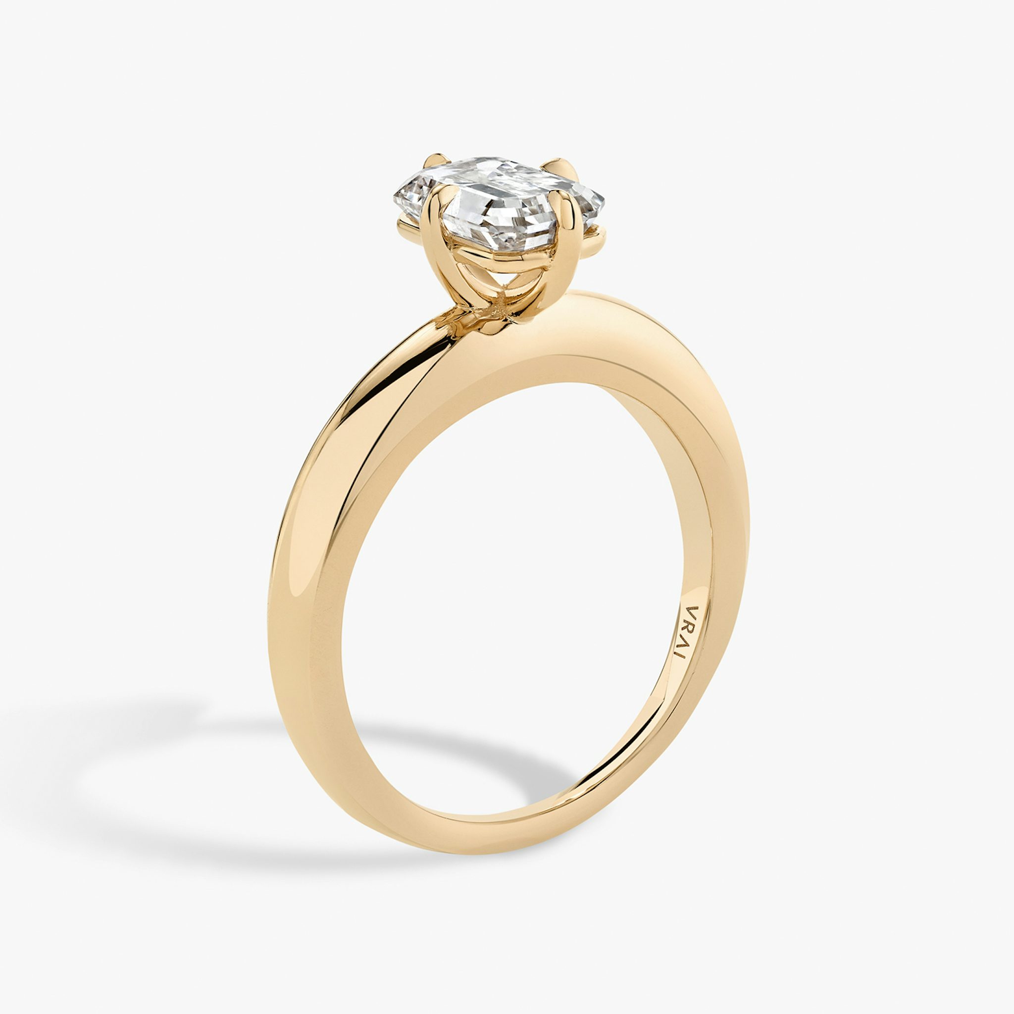 The Curator | Emerald | 14k | Rose Gold | bandAccent: Plain | diamondOrientation: vertical | caratWeight: other