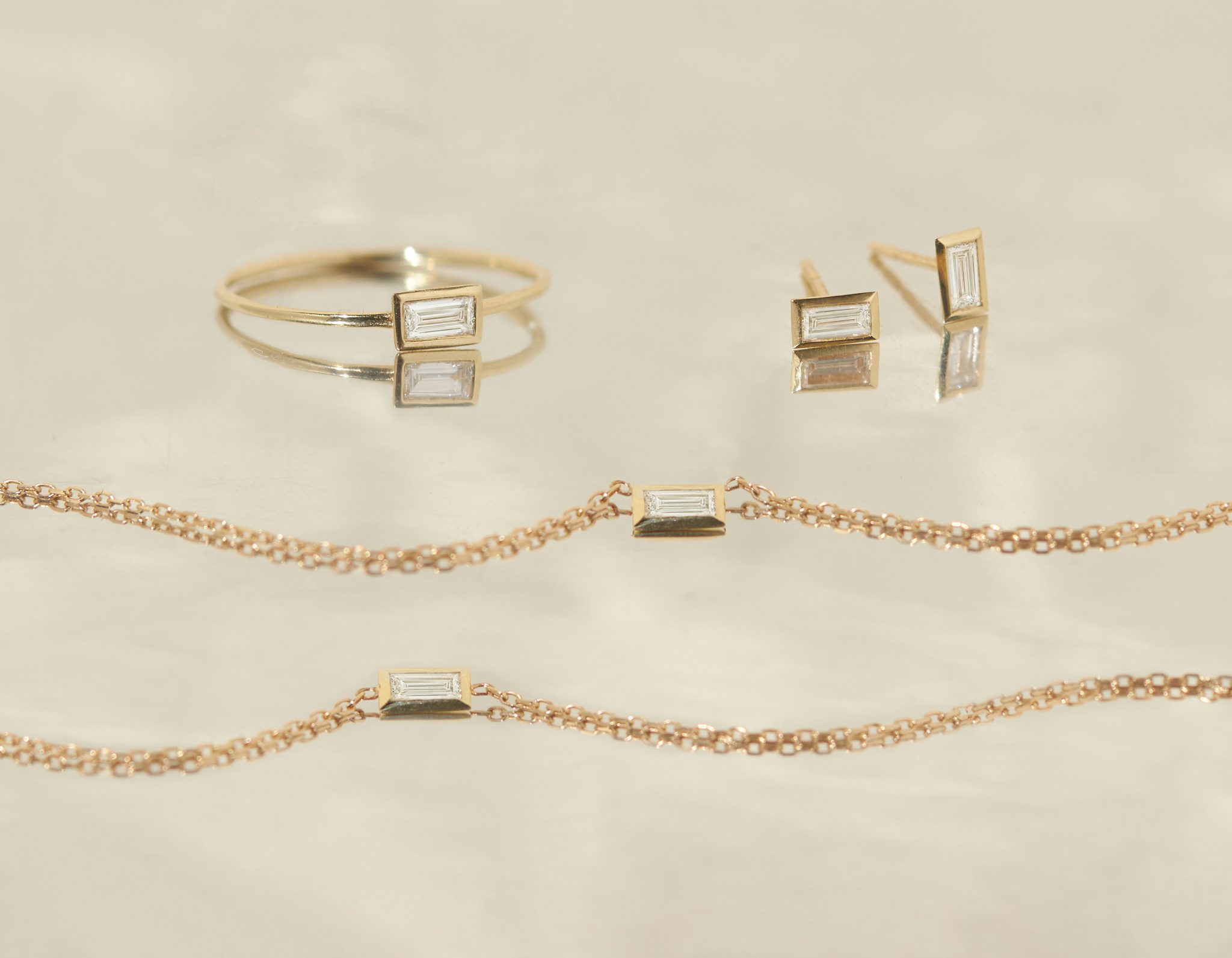 Knife-Edge Bezel Necklace | Baguette | 14k | Yellow Gold | chainLength: 16-18