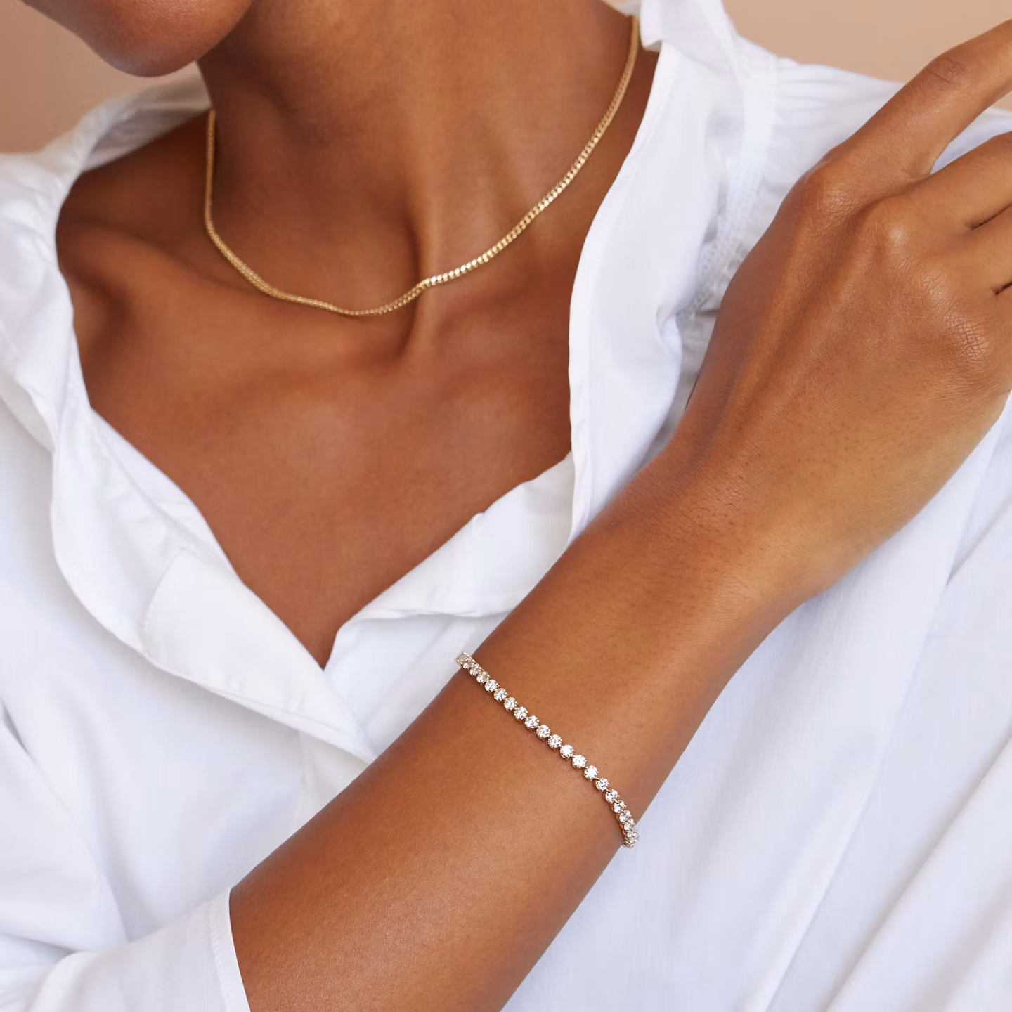 Tennis Bracelet | Round Brilliant | 14k | White Gold | diamondSize: medium | chainLength: 7