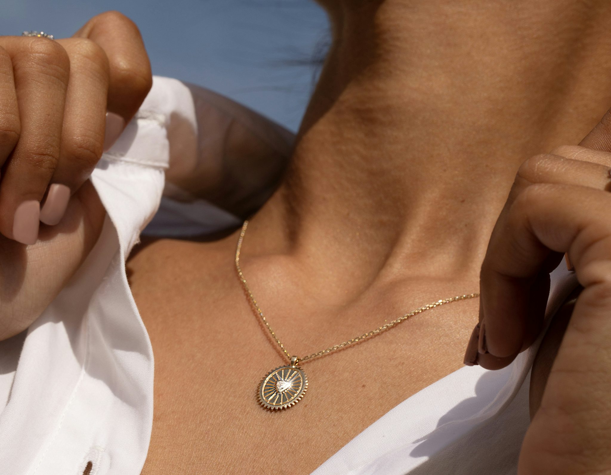 Inner Fire Medallion | Trillion | 14k | Yellow Gold | chainLength: 16-18