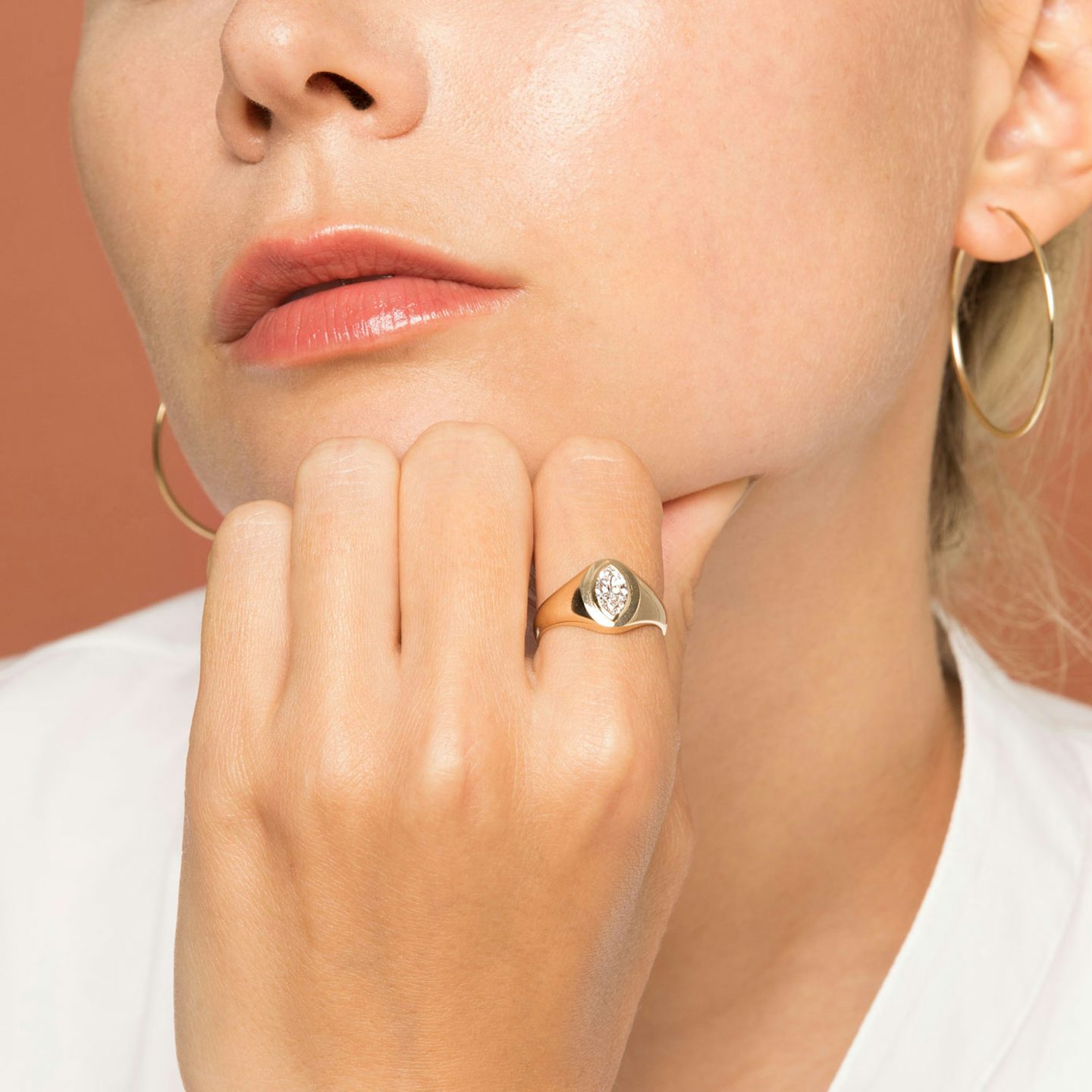 VRAI Signet Ring | Marquise | 14k | Yellow Gold