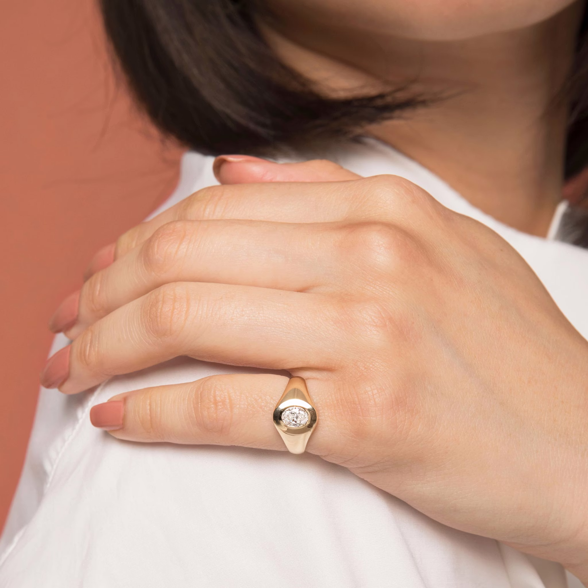 VRAI Signet Ring | Oval | 14k | Rose Gold