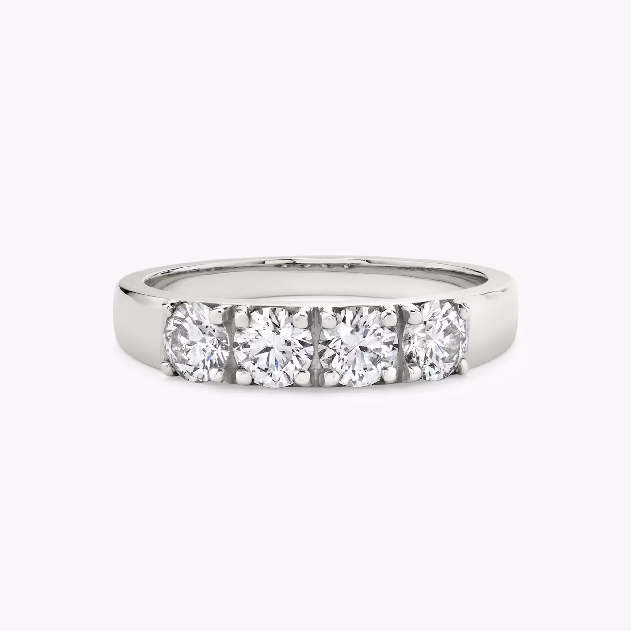 VRAI Tetrad Ring | Round Brilliant | 14k | White Gold