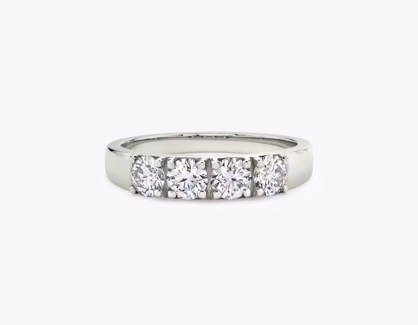 VRAI Tetrad Ring Round Brilliant | White Gold