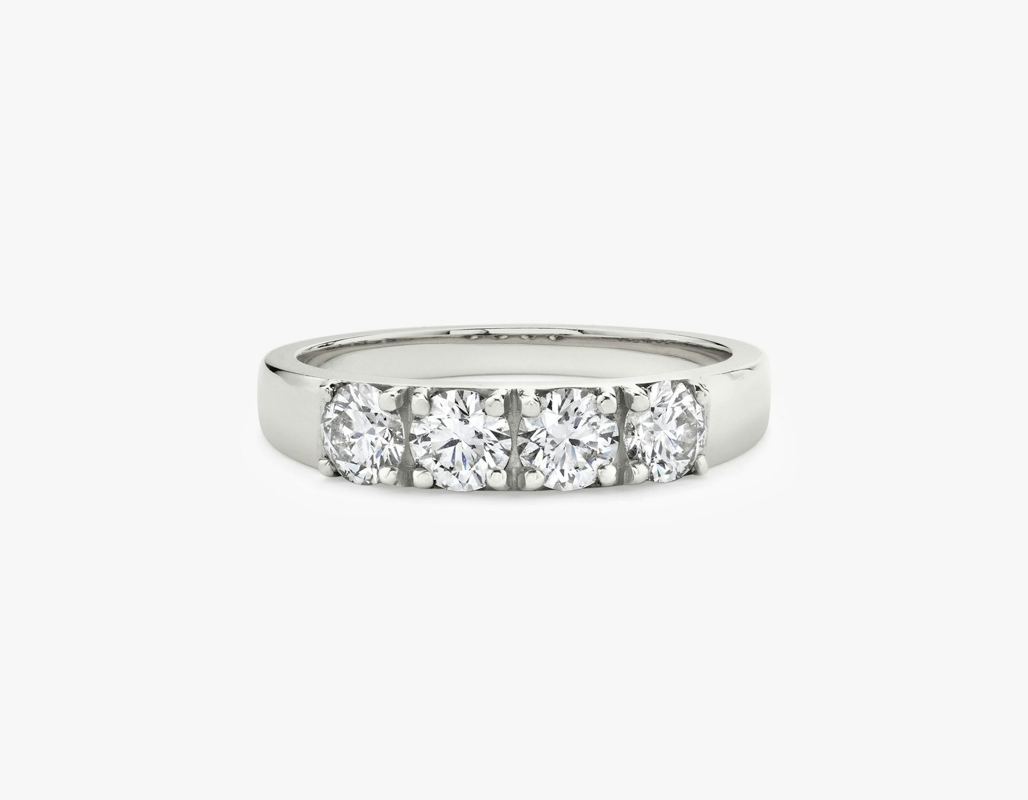 VRAI Tetrad Ring | Round Brilliant | 14k | White Gold