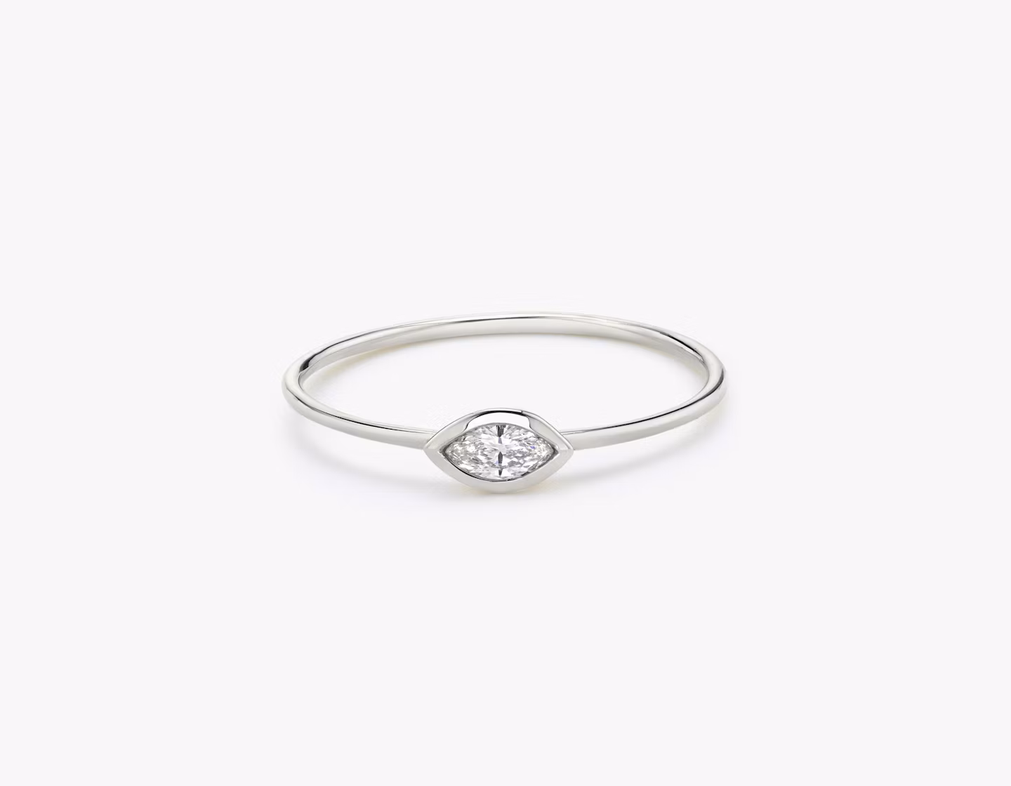 Knife-Edge Bezel Ring Marquise | White Gold