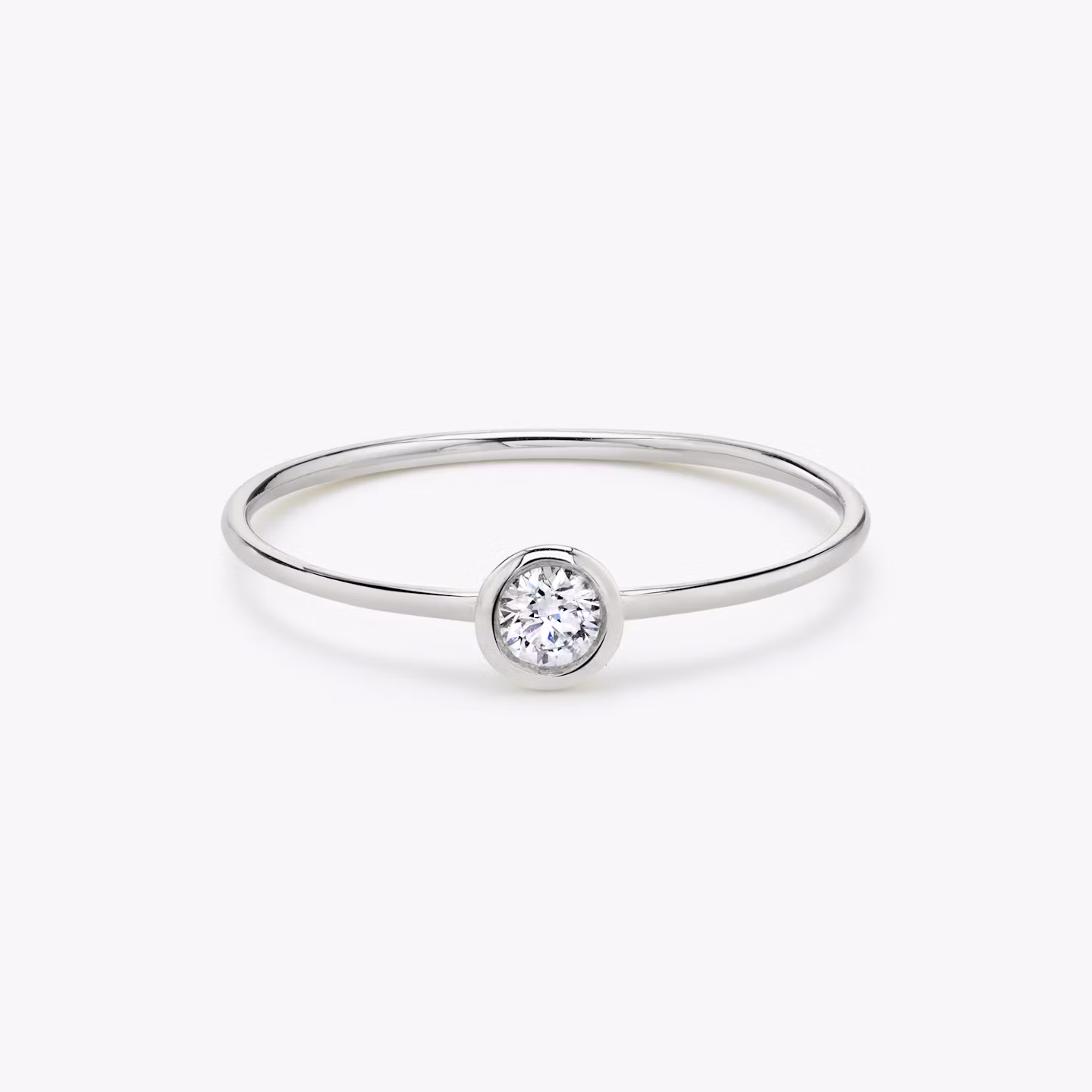 Knife-Edge Bezel Ring | Round Brilliant | 14k | White Gold