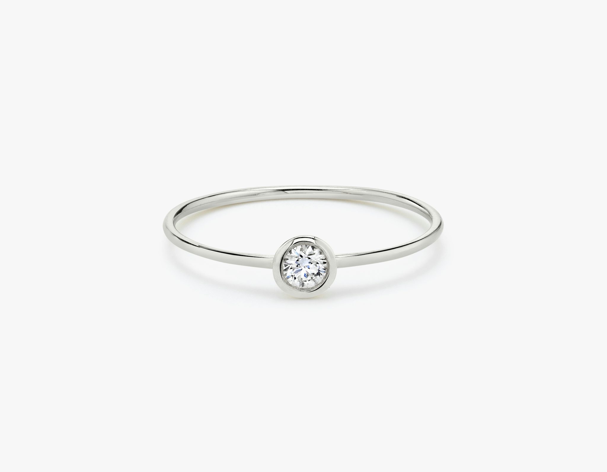 Knife-Edge Bezel Ring | Round Brilliant | 14k | White Gold