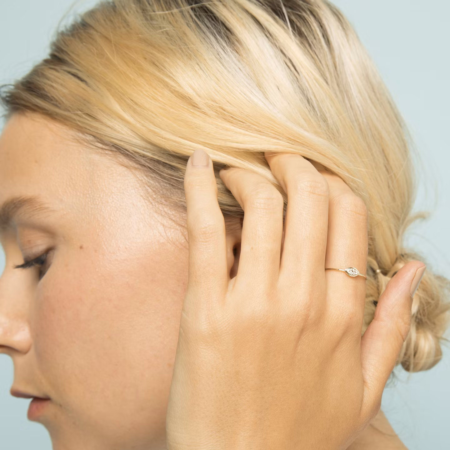 Knife-Edge Bezel Ring | Marquise | 14k | Yellow Gold