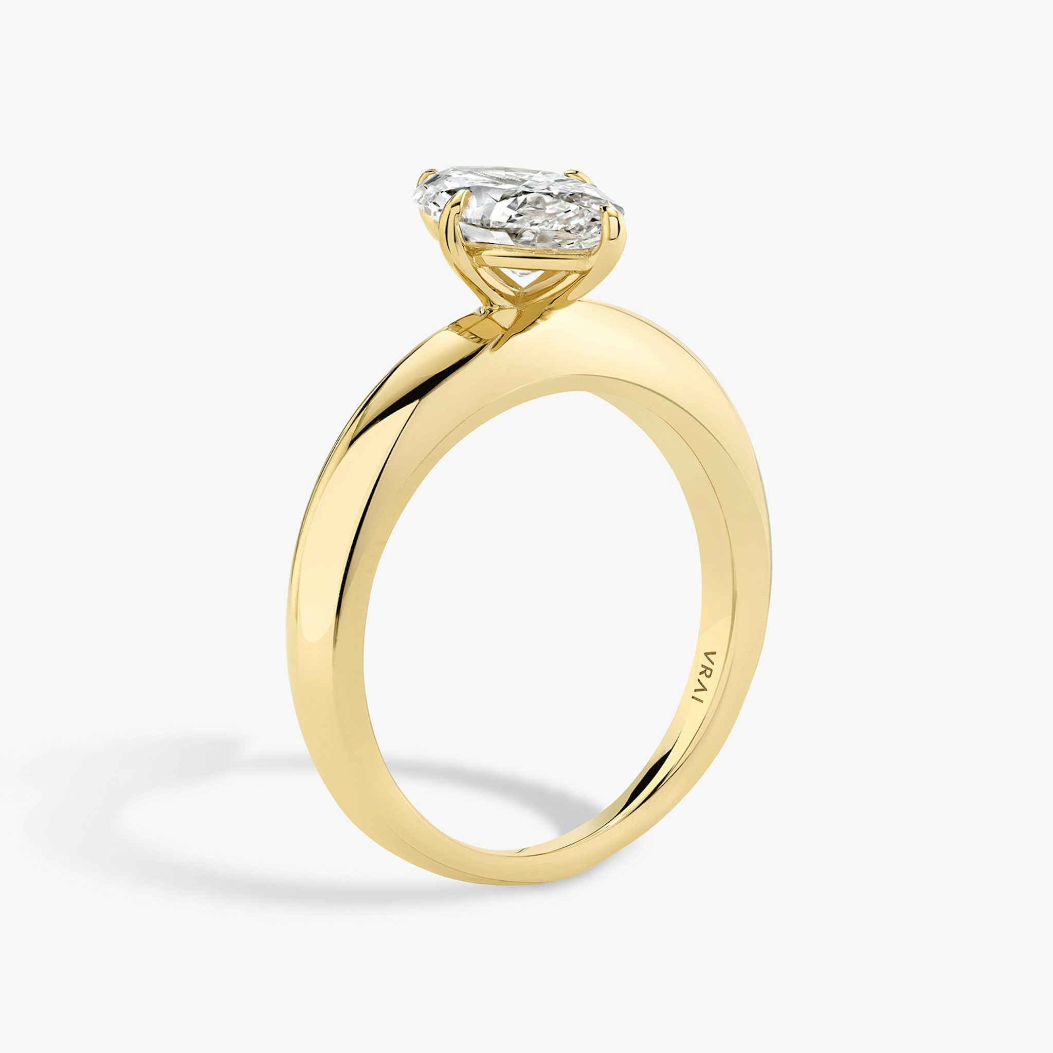 The Curator | Marquise | 18k | Yellow Gold | bandAccent: Plain | diamondOrientation: vertical | caratWeight: other