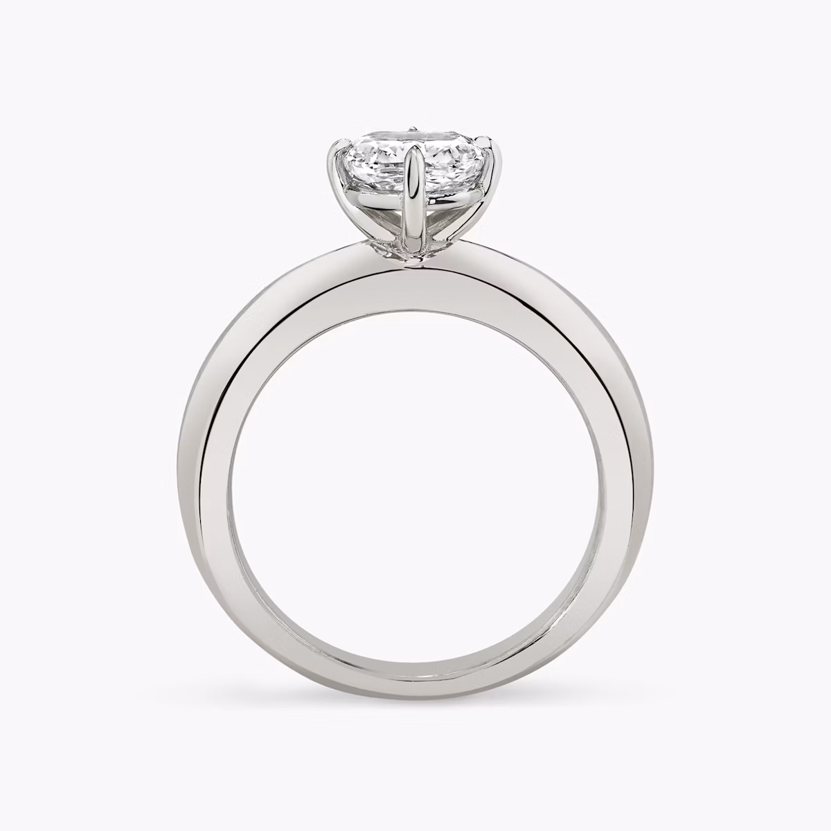 Curator | Cushion | 18k | Weißgold | bandAccent: Ohne Pavé-Besatz | diamondOrientation: vertical | caratWeight: other