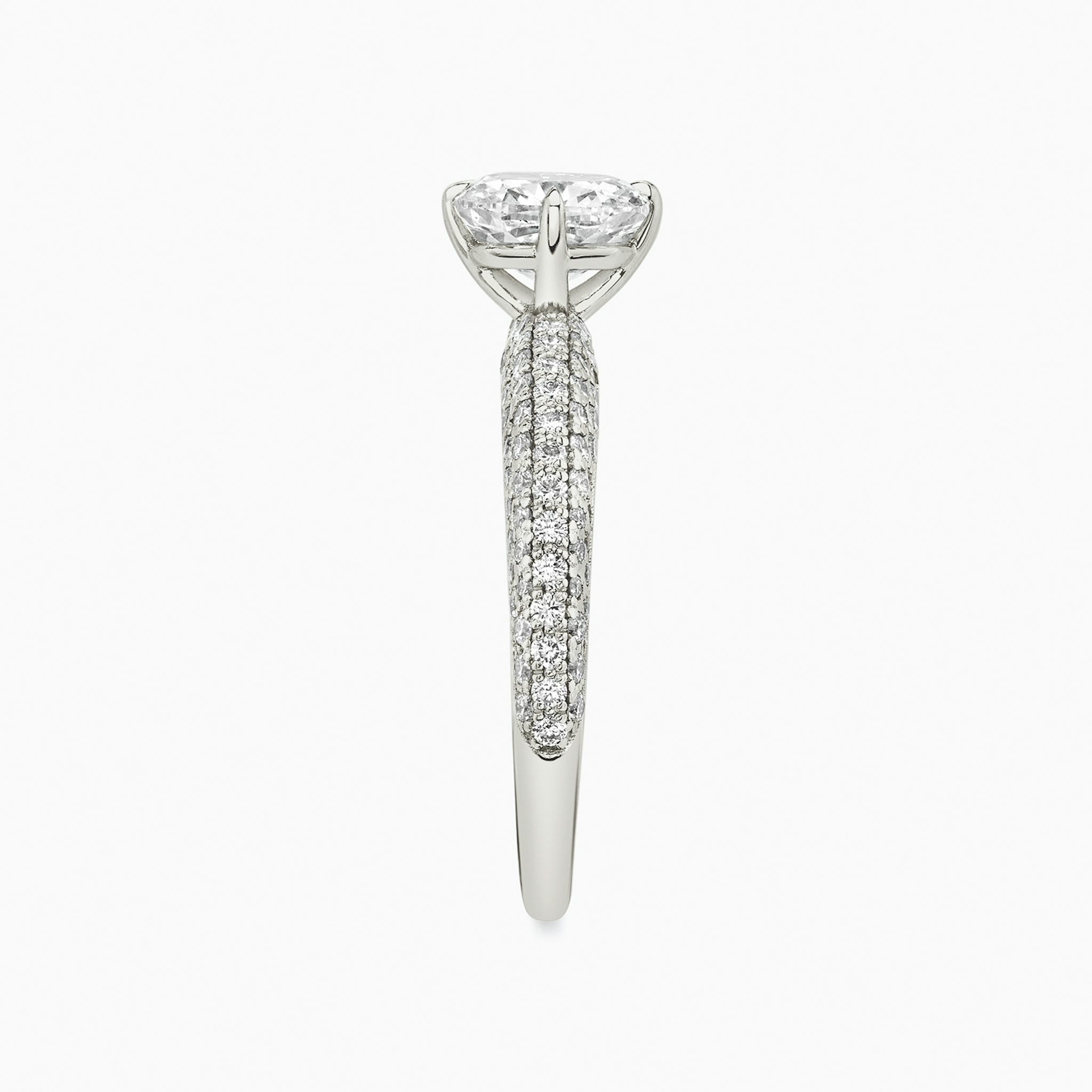 The Curator | Cushion | 18k | White Gold | bandAccent: Pavé | diamondOrientation: vertical | caratWeight: other