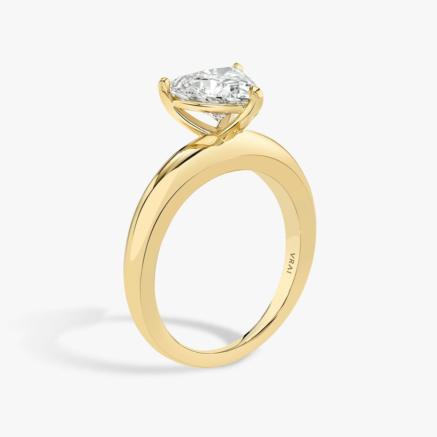 The Curator | Trillion | 18k | Yellow Gold | bandAccent: Plain | diamondOrientation: vertical | caratWeight: other