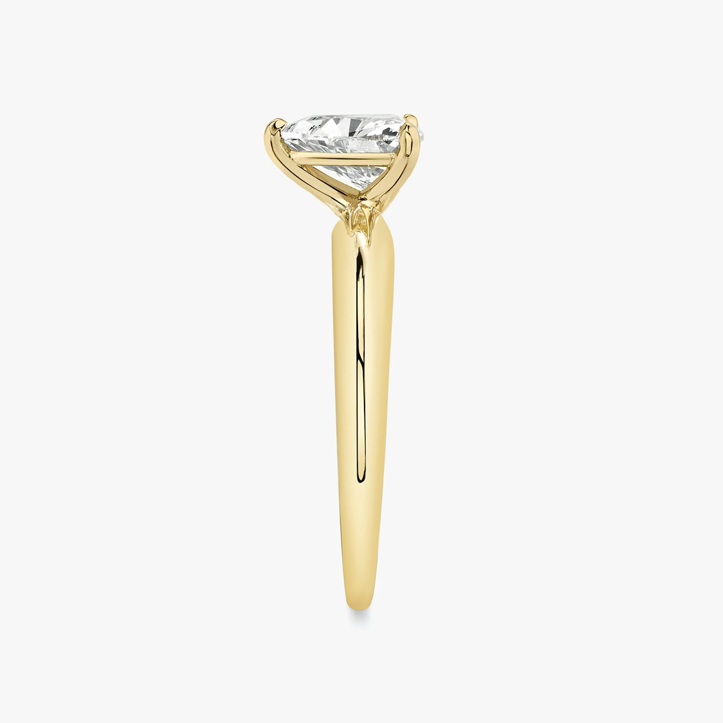 The Curator | Trillion | 18k | Yellow Gold | bandAccent: Plain | diamondOrientation: vertical | caratWeight: other