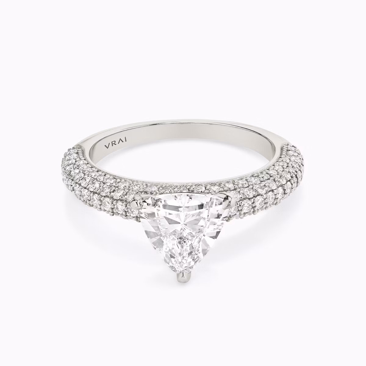 Curator | Trillant | Platin | bandAccent: Mit Pavé-Besatz | diamondOrientation: vertical | caratWeight: other