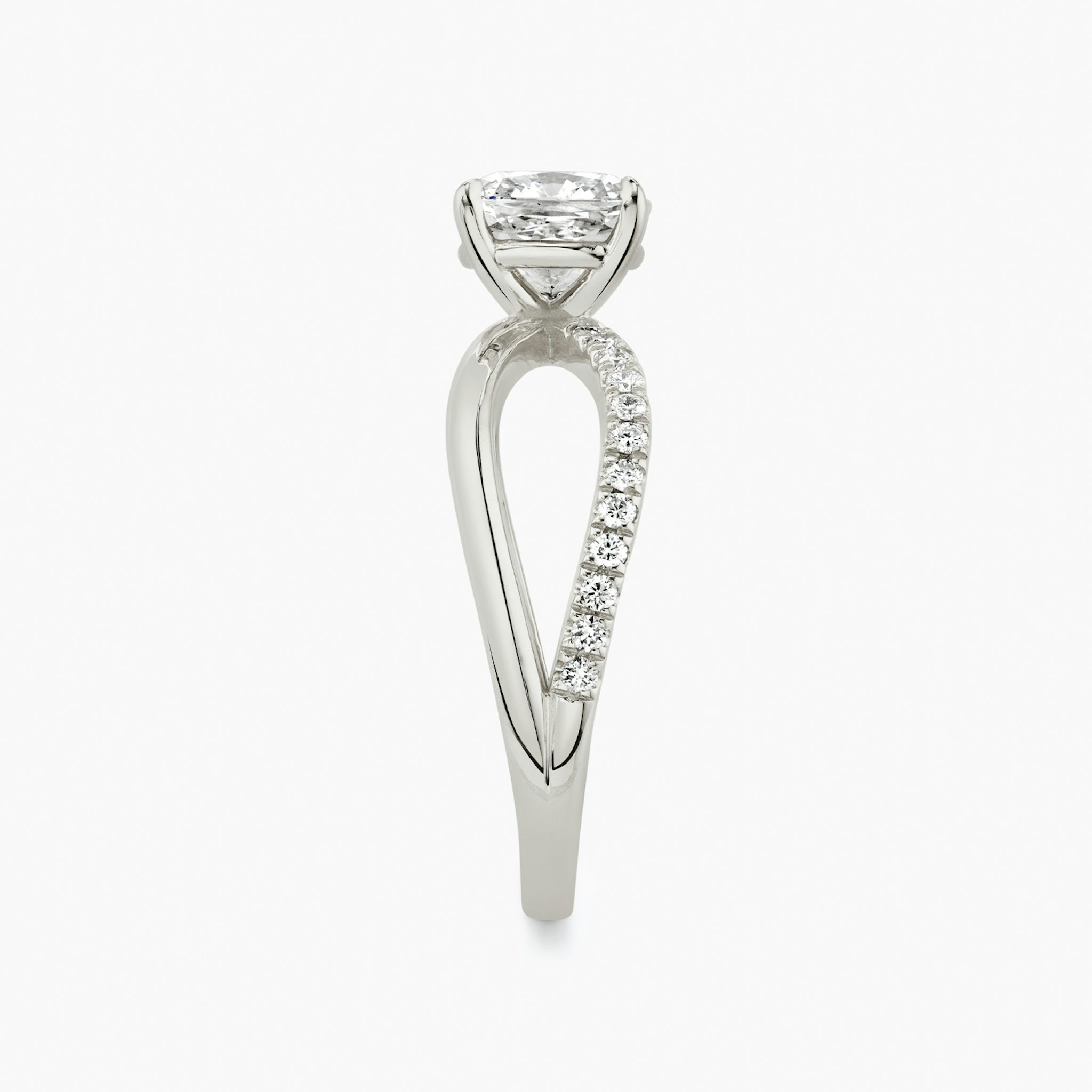The Duet | Cushion | 18k | White Gold | bandAccent: Pavé | diamondOrientation: vertical | caratWeight: other