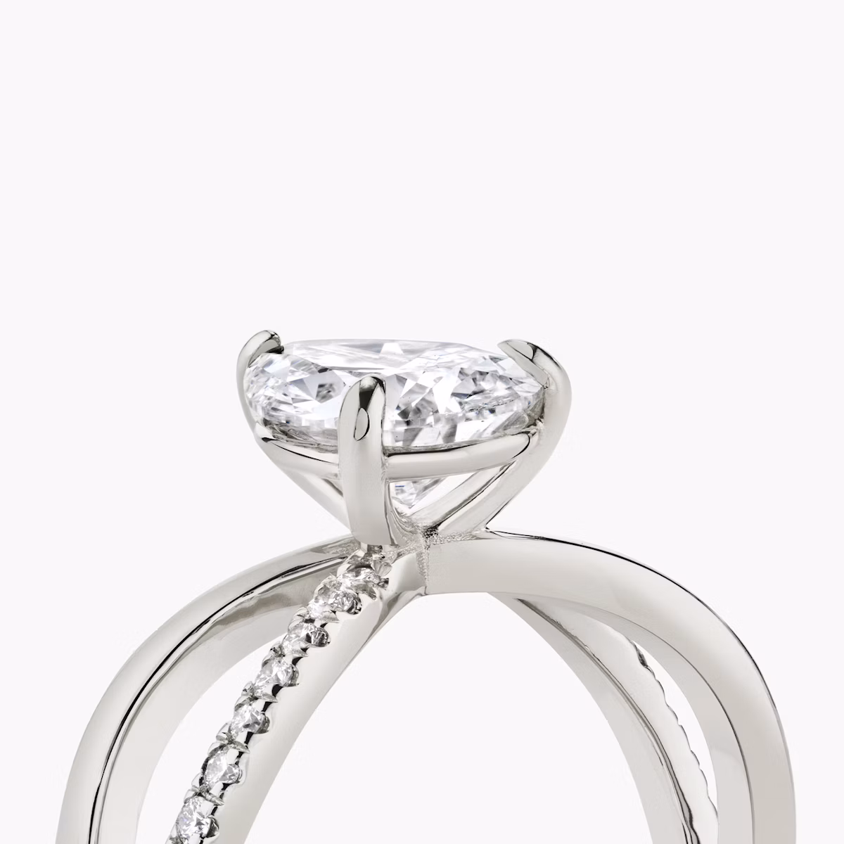 The Duet | Pear | 18k | White Gold | bandAccent: Pavé | diamondOrientation: vertical | caratWeight: other