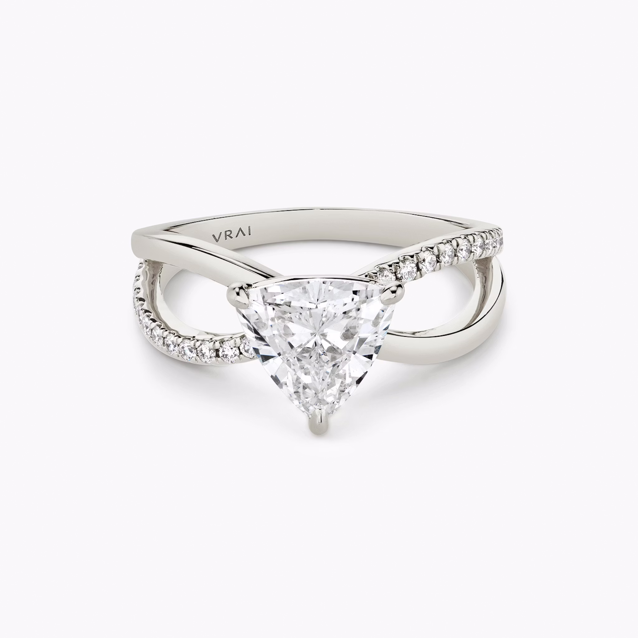 The Duet | Trillion | Platinum | bandAccent: Pavé | diamondOrientation: vertical | caratWeight: other