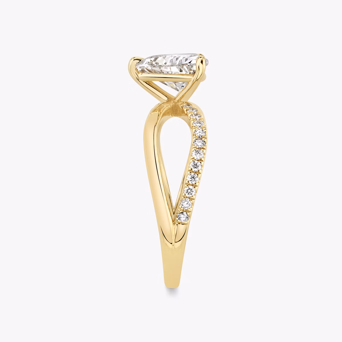 The Duet | Trillion | 18k | Yellow Gold | bandAccent: Pavé | diamondOrientation: vertical | caratWeight: other