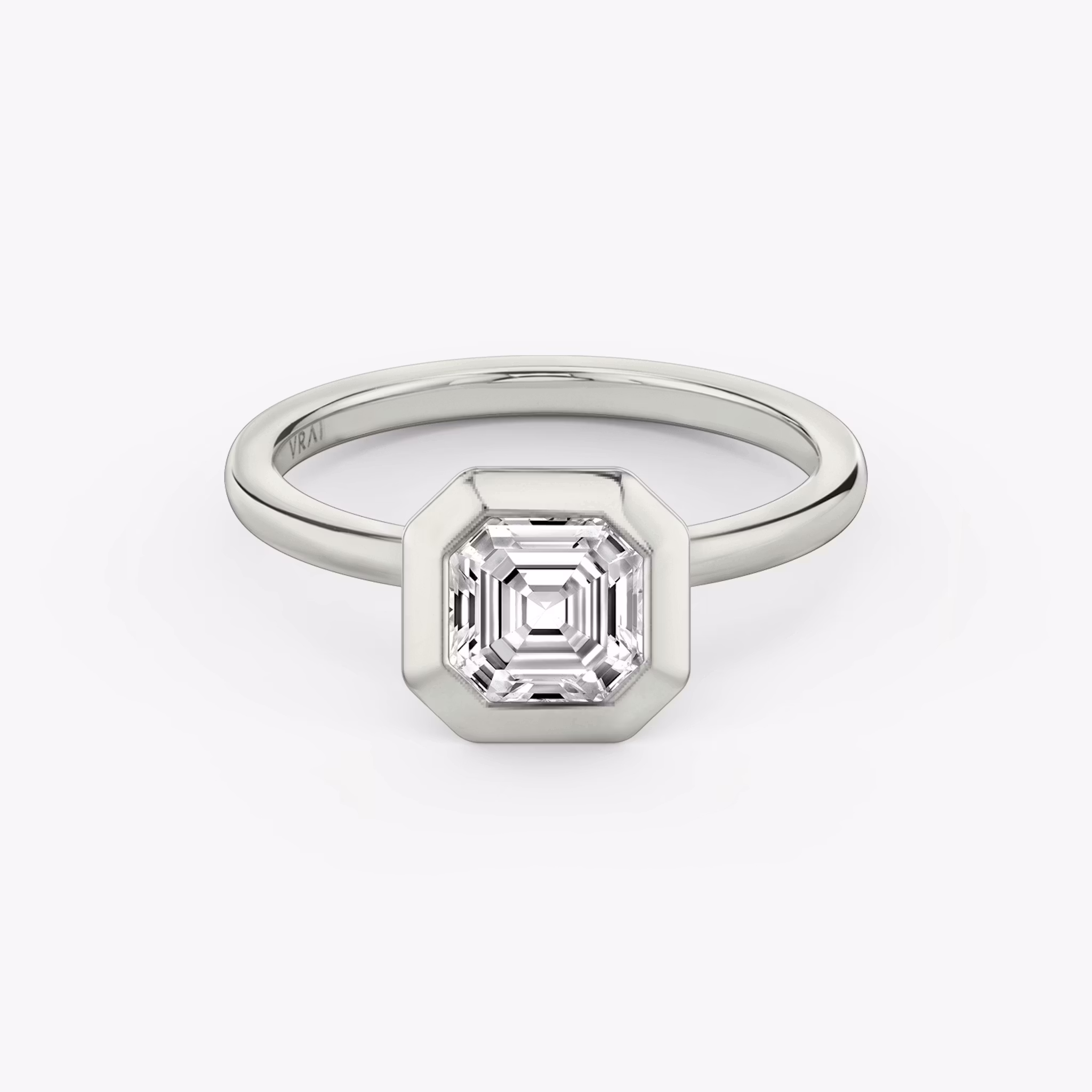 The Signature Bezel Asscher | White Gold