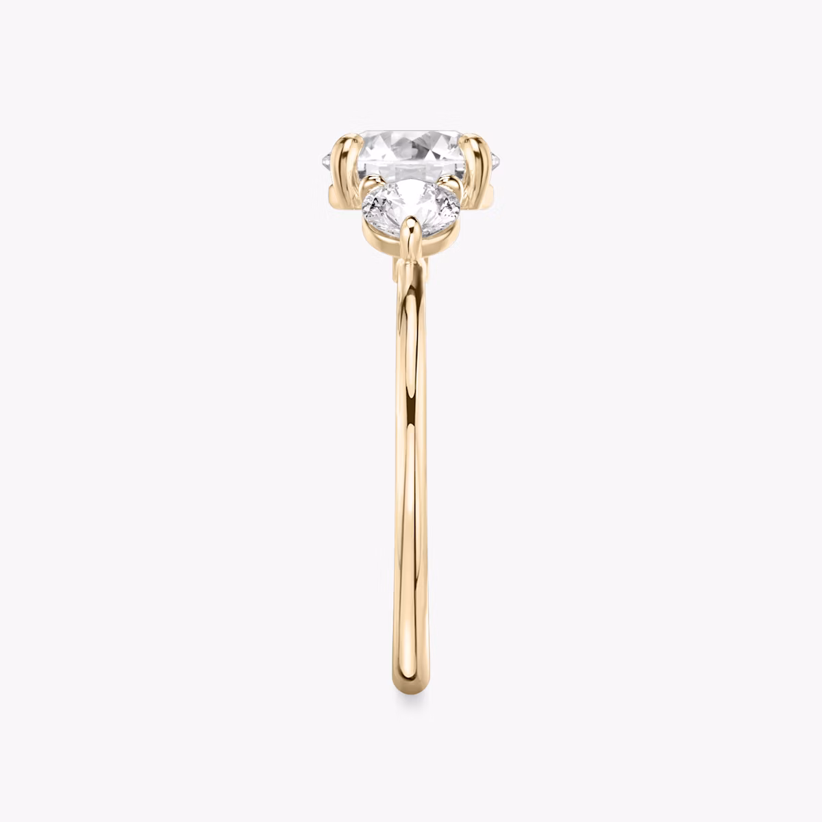 Three Stone | Rund | 14k | Roségold | bandAccent: Ohne Pavé-Besatz | caratWeight: other | sideStoneCarat: 0.25ct | sideStoneShape: Rund | diamondOrientation: vertical