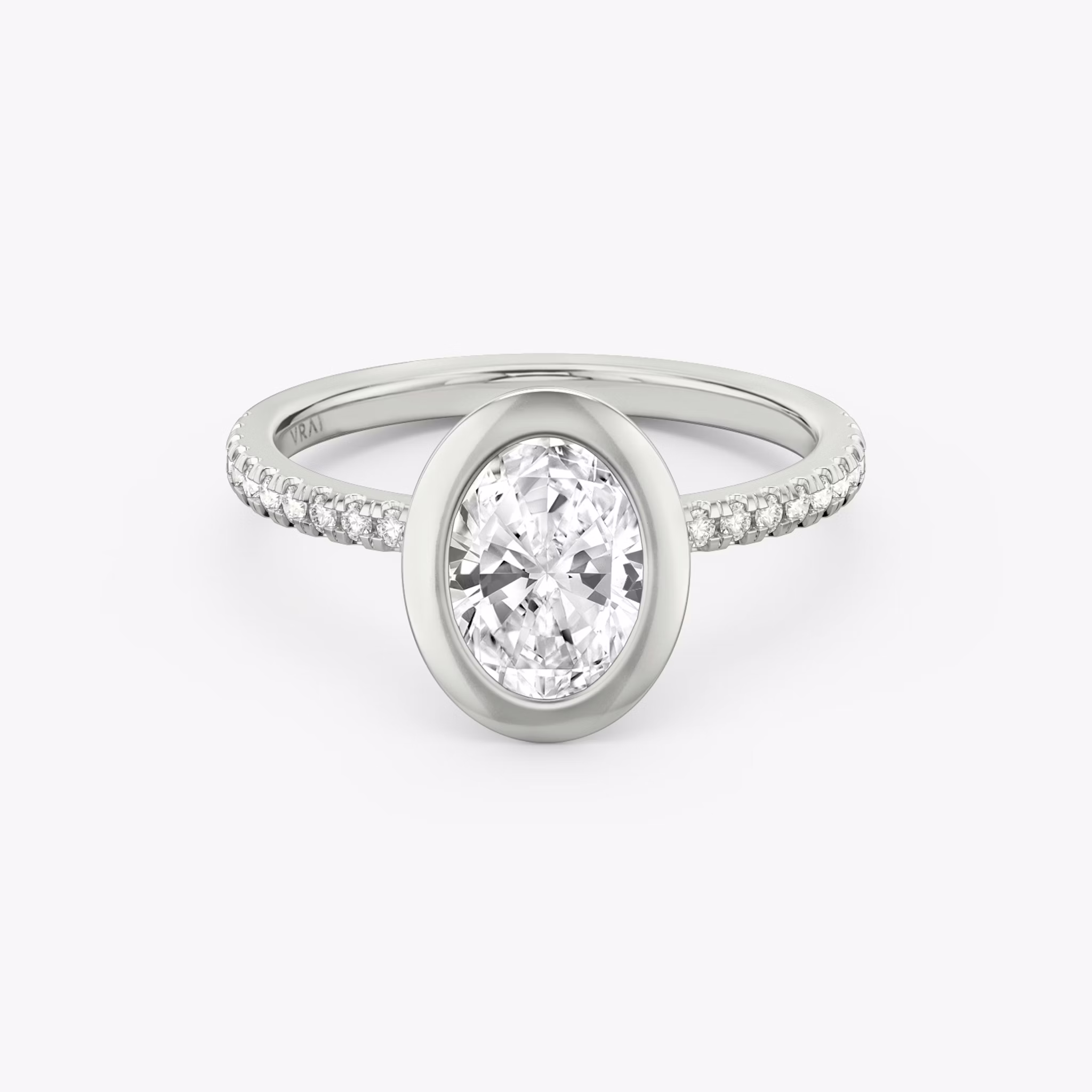 The Signature Bezel | Oval | 18k | White Gold | bandAccent: Pavé | diamondOrientation: vertical | caratWeight: other
