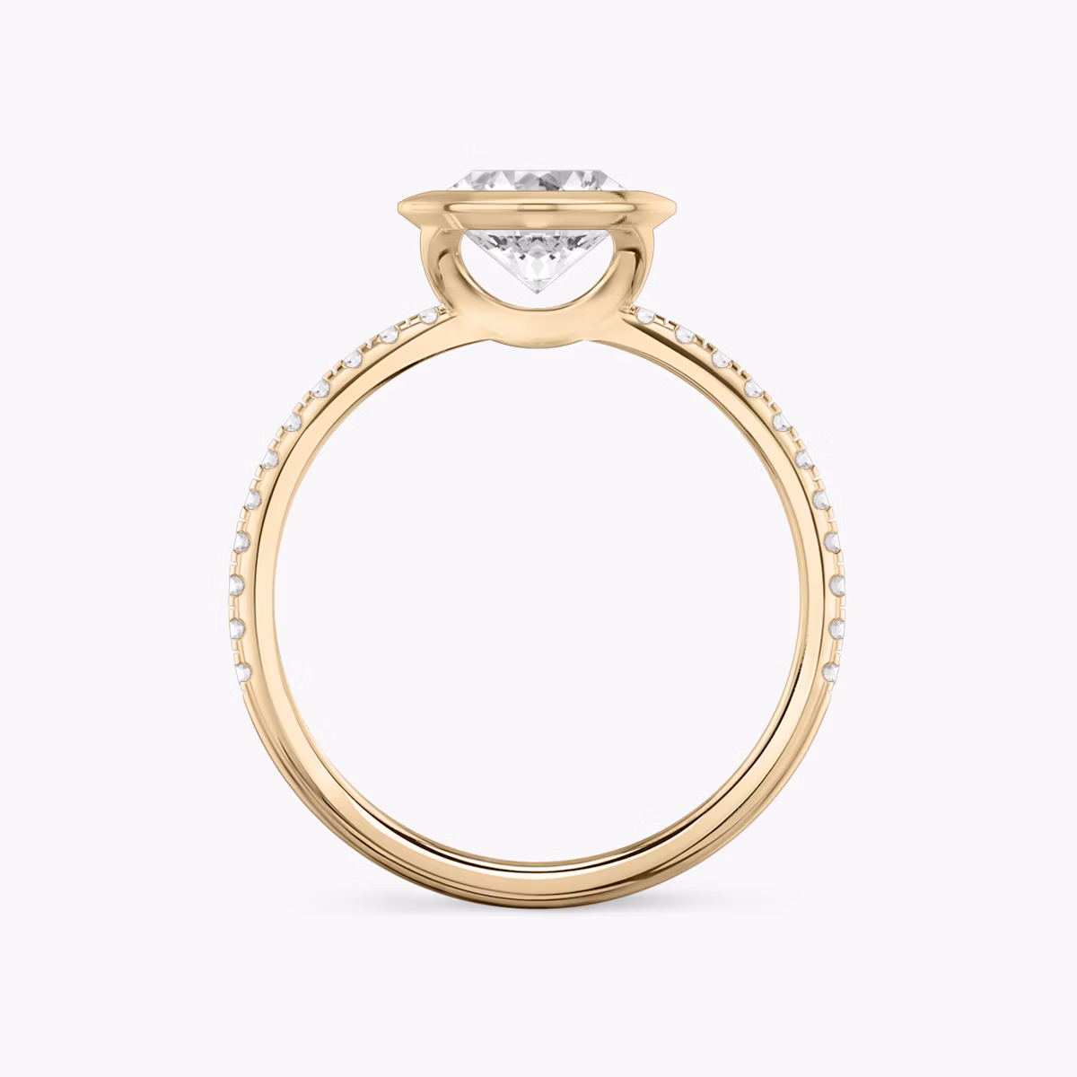 Signature Bezel | Oval | 14k | Roségold | bandAccent: Mit Pavé-Besatz | diamondOrientation: vertical | caratWeight: other