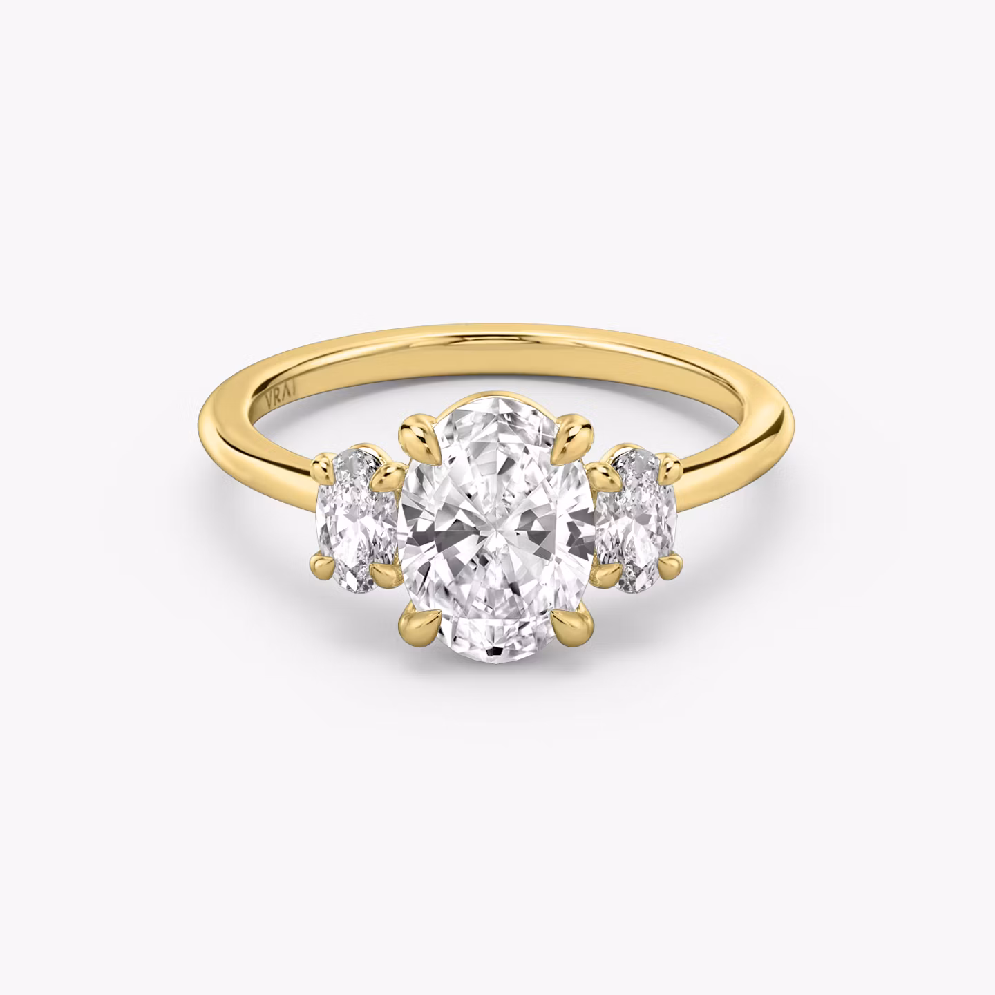 The Three Stone Oval | Yellow Gold