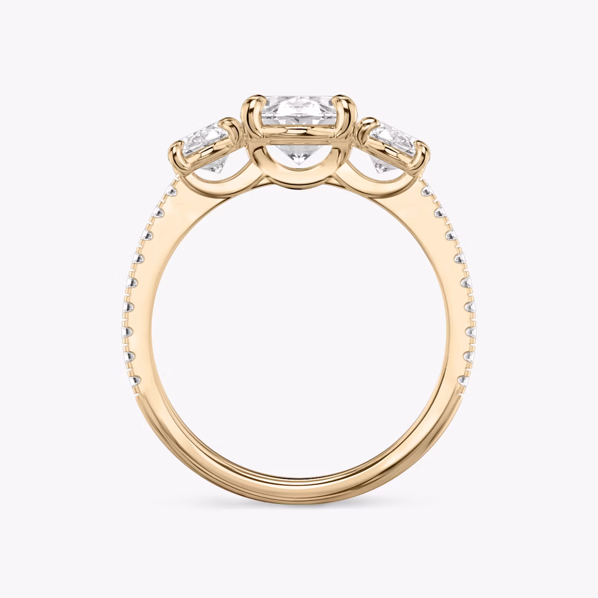 Three Stone | Oval | 14k | Roségold | bandAccent: Mit Pavé-Besatz | sideStoneCarat: 0.50ct | sideStoneShape: Oval | diamondOrientation: vertical | caratWeight: other