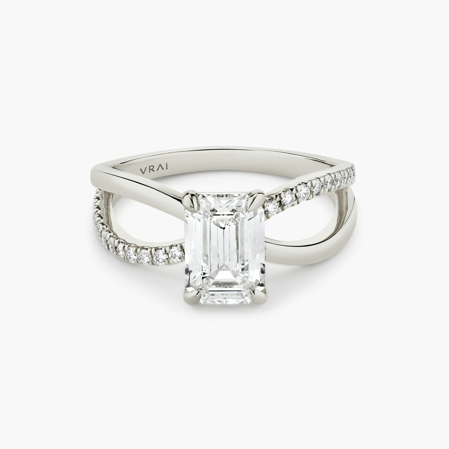 The Duet | Emerald | 18k | White Gold | bandAccent: Pavé | diamondOrientation: vertical | caratWeight: other