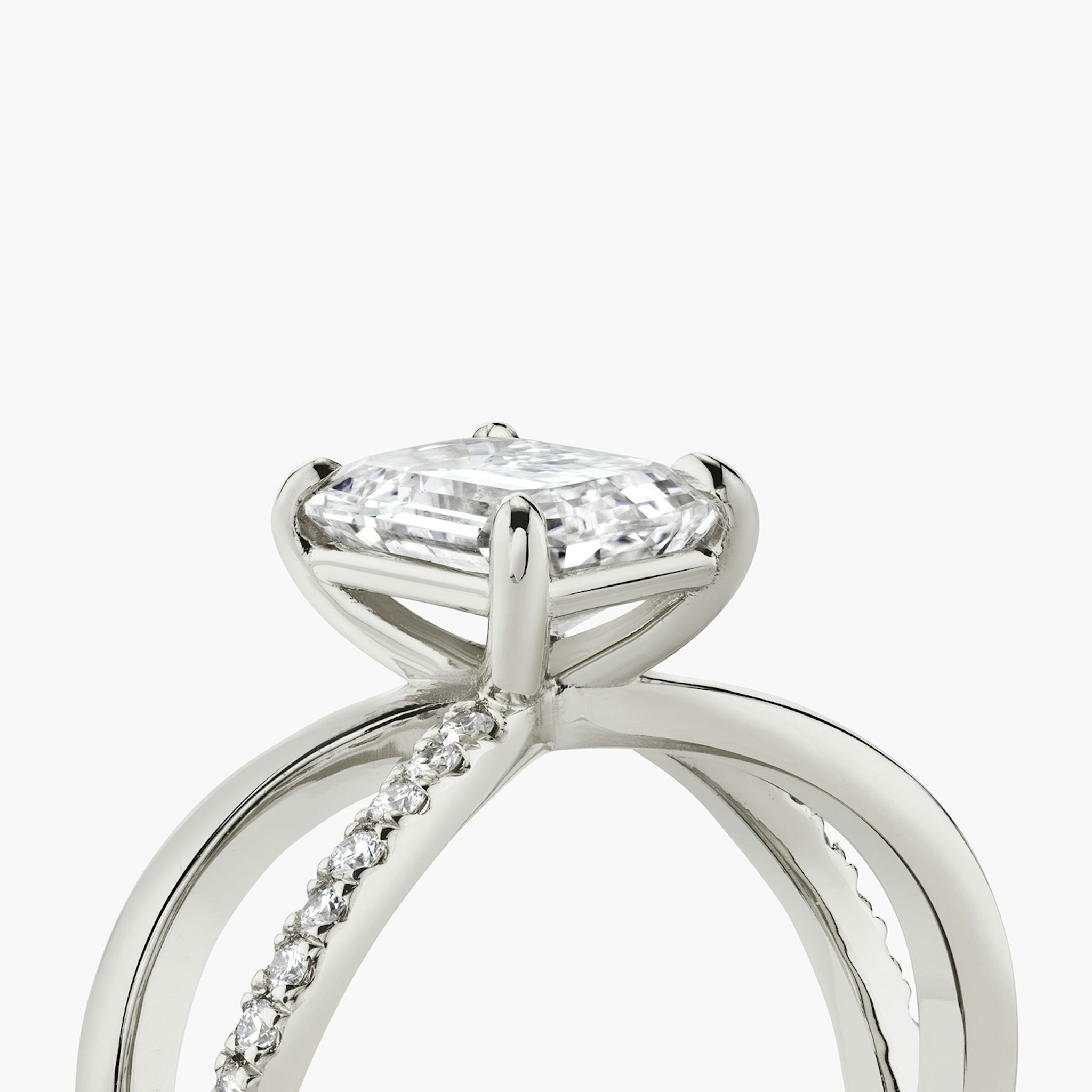 The Duet | Emerald | 18k | White Gold | bandAccent: Pavé | diamondOrientation: vertical | caratWeight: other