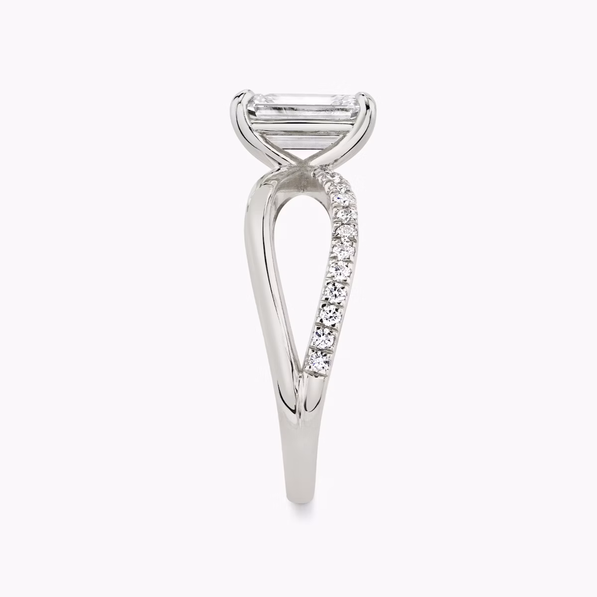 The Duet | Emerald | Platinum | bandAccent: Pavé | diamondOrientation: vertical | caratWeight: other