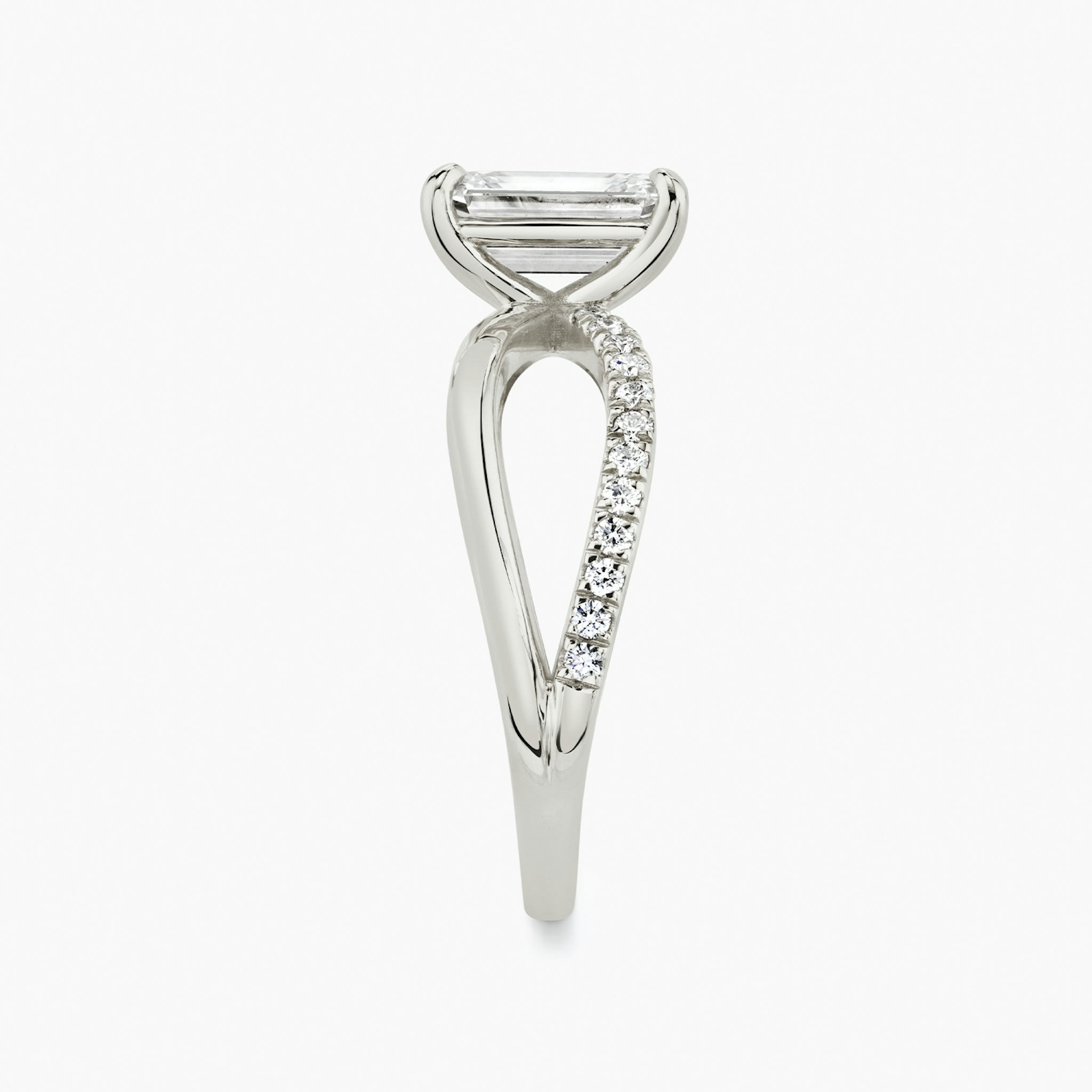 The Duet | Emerald | 18k | White Gold | bandAccent: Pavé | diamondOrientation: vertical | caratWeight: other