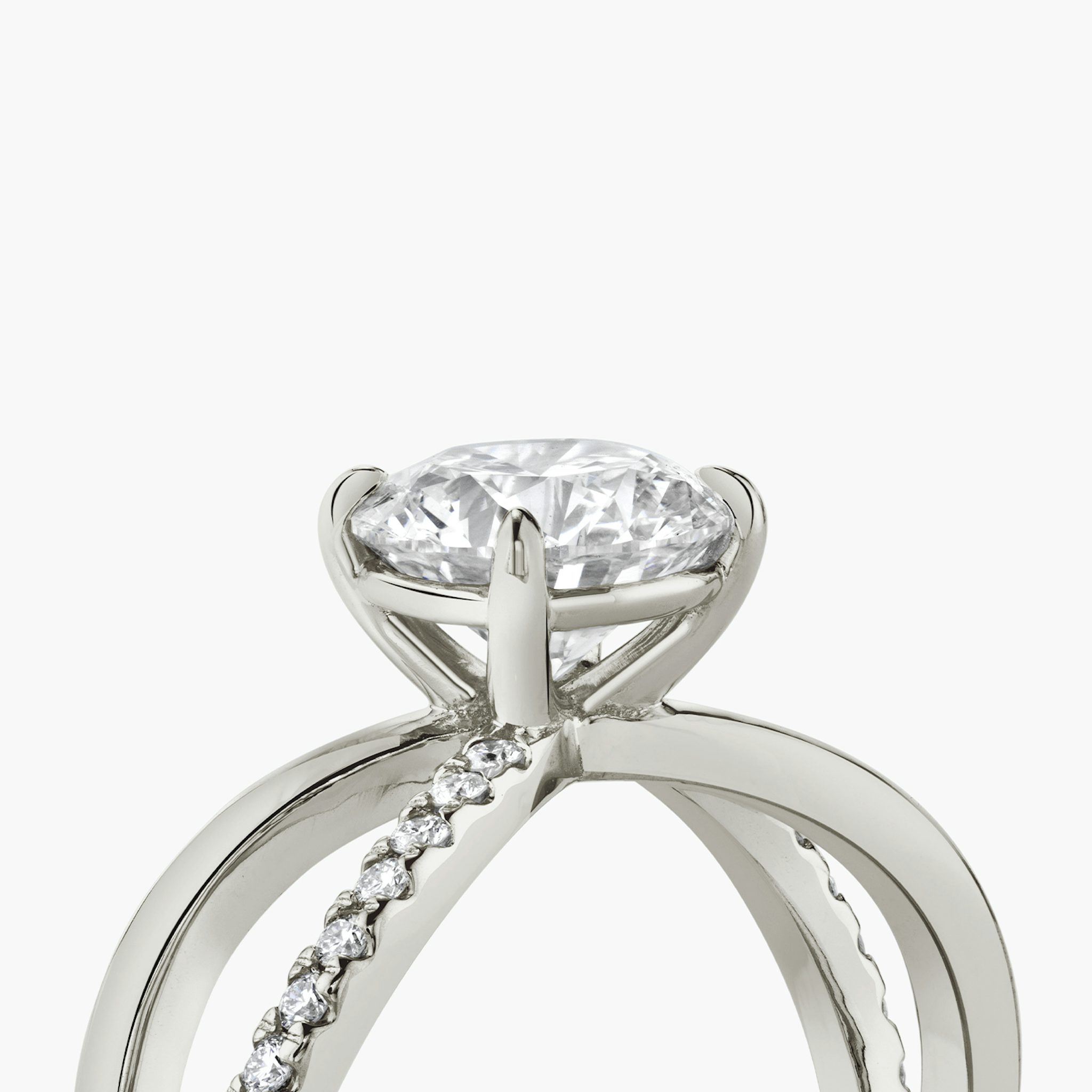 The Duet | Round Brilliant | 18k | White Gold | bandAccent: Pavé | caratWeight: 1.5ct | diamondOrientation: vertical