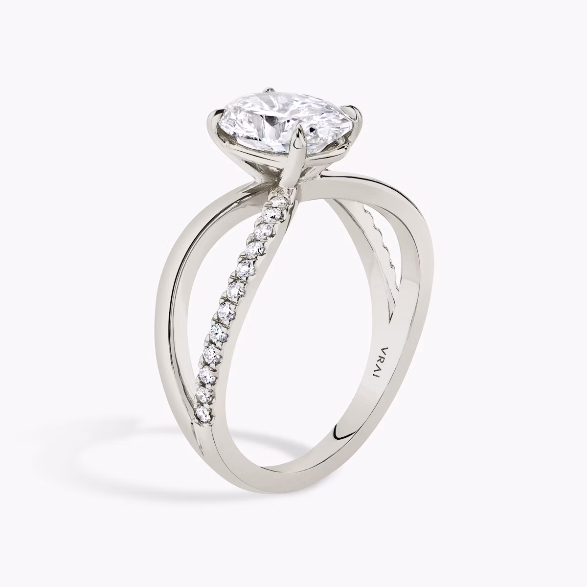 The Duet | Oval | Platinum | bandAccent: Pavé | diamondOrientation: vertical | caratWeight: other