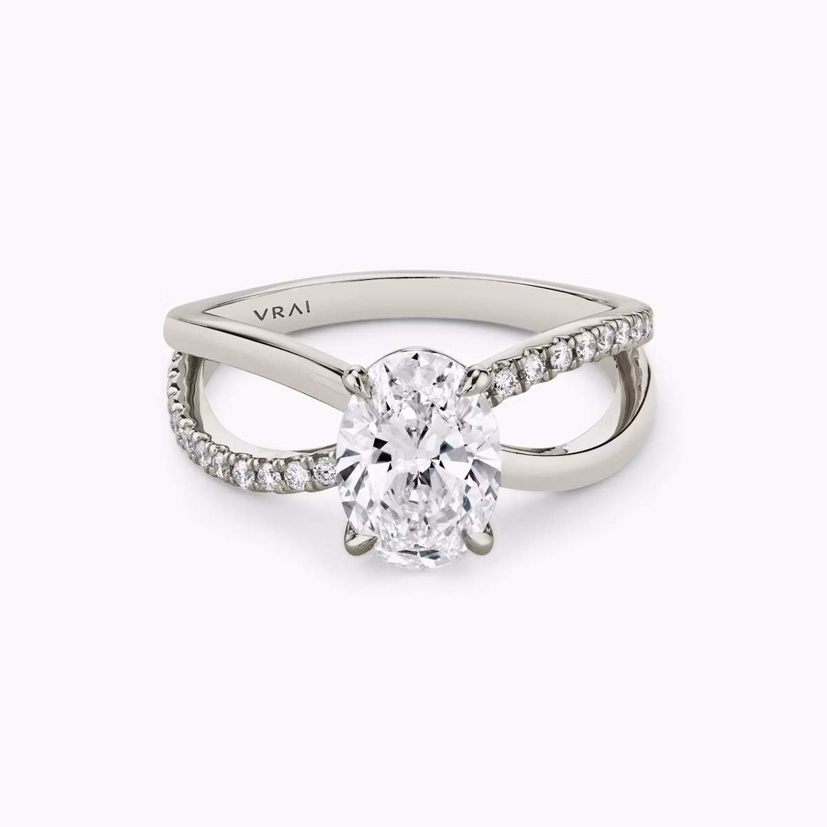 The Duet | Oval | Platinum | bandAccent: Pavé | diamondOrientation: vertical | caratWeight: other