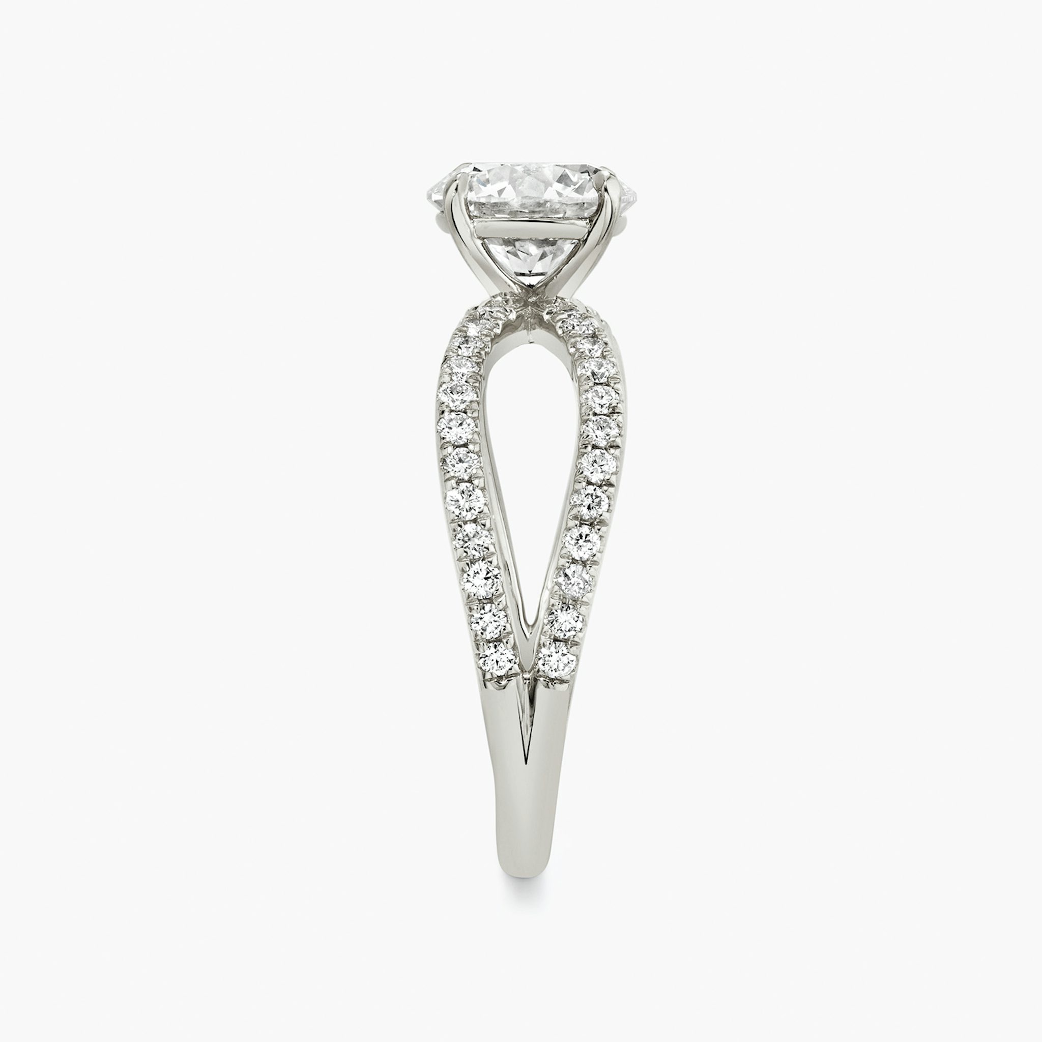 The Duet | Round Brilliant | Platinum | bandAccent: Double pavé | caratWeight: 2.0ct | diamondOrientation: vertical