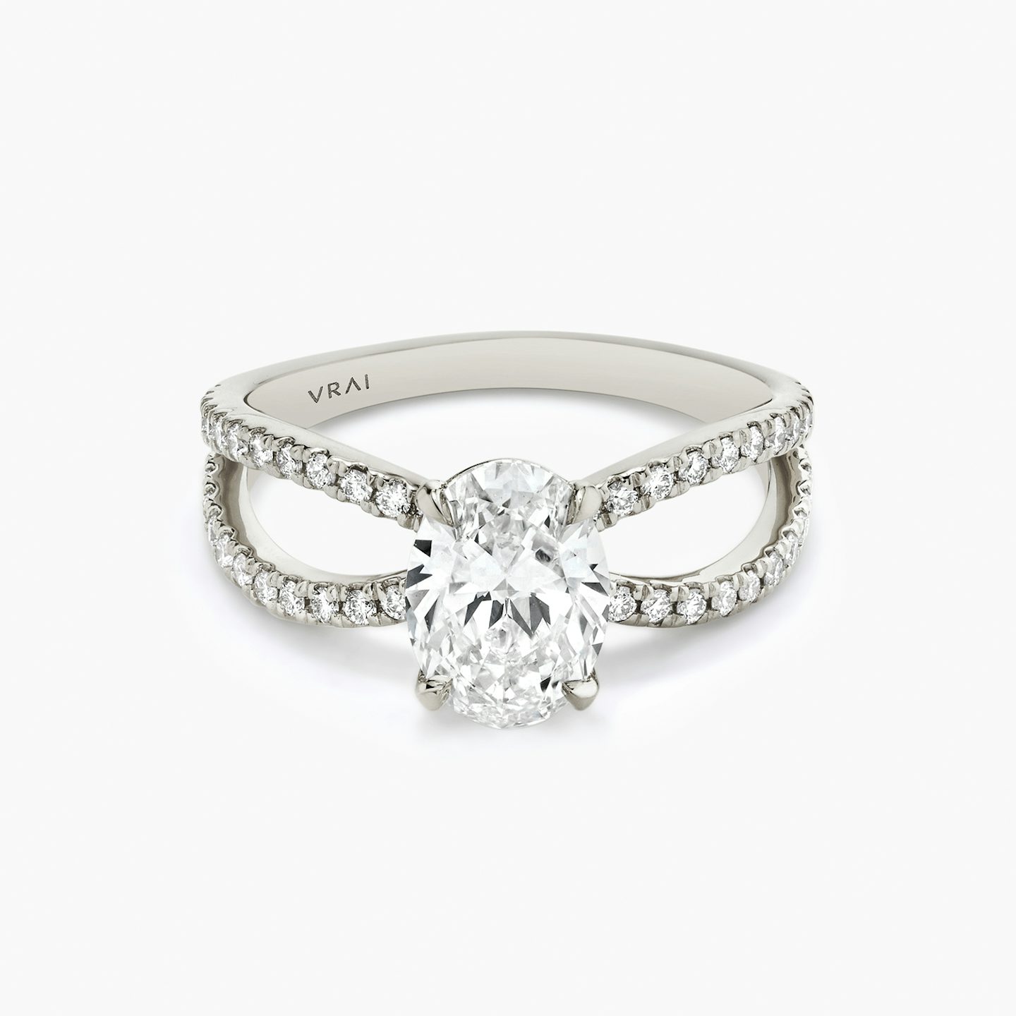 The Duet | Oval | Platinum | bandAccent: Double pavé | diamondOrientation: vertical | caratWeight: other