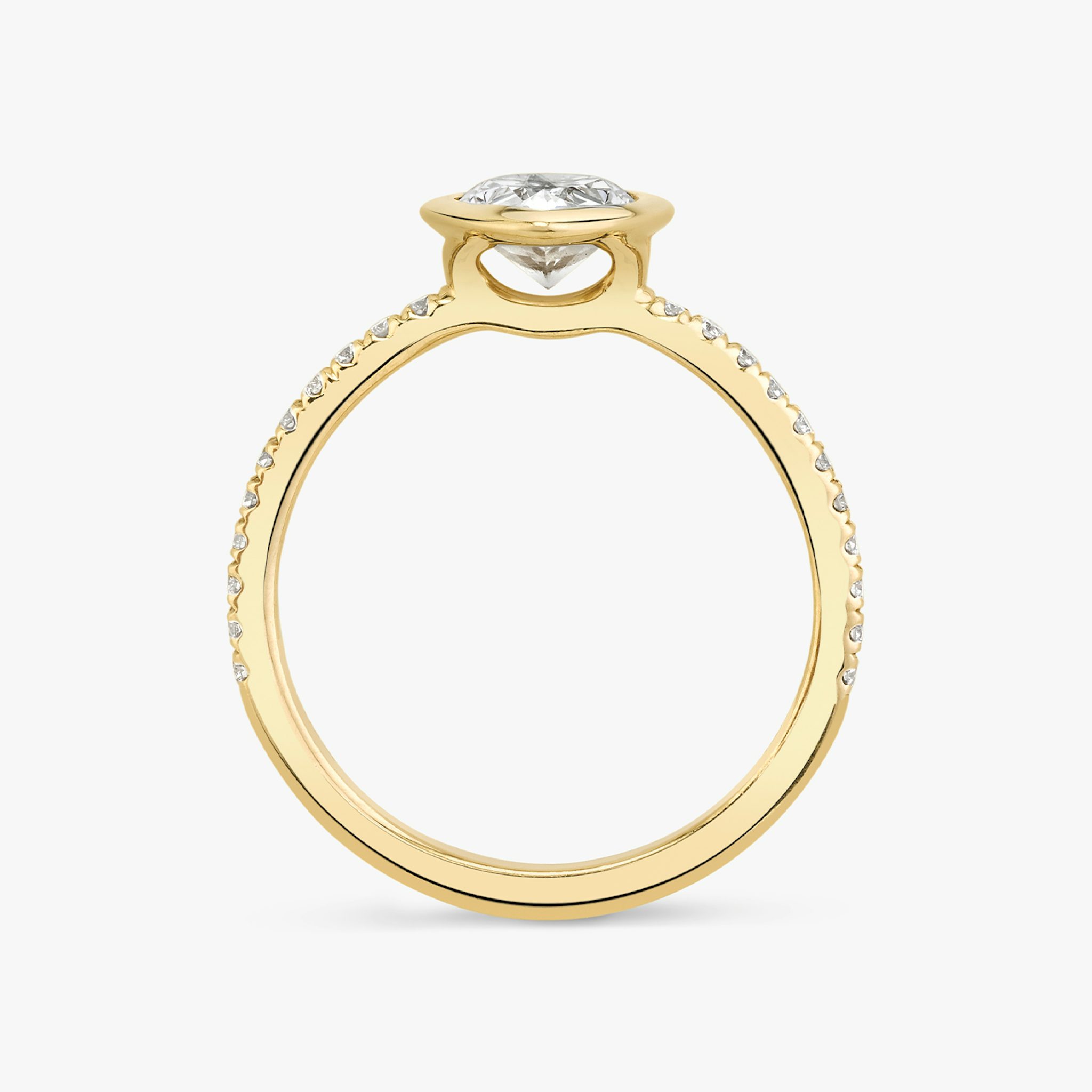 The Signature Bezel | Pear | 18k | Yellow Gold | bandAccent: Pavé | diamondOrientation: vertical | caratWeight: other