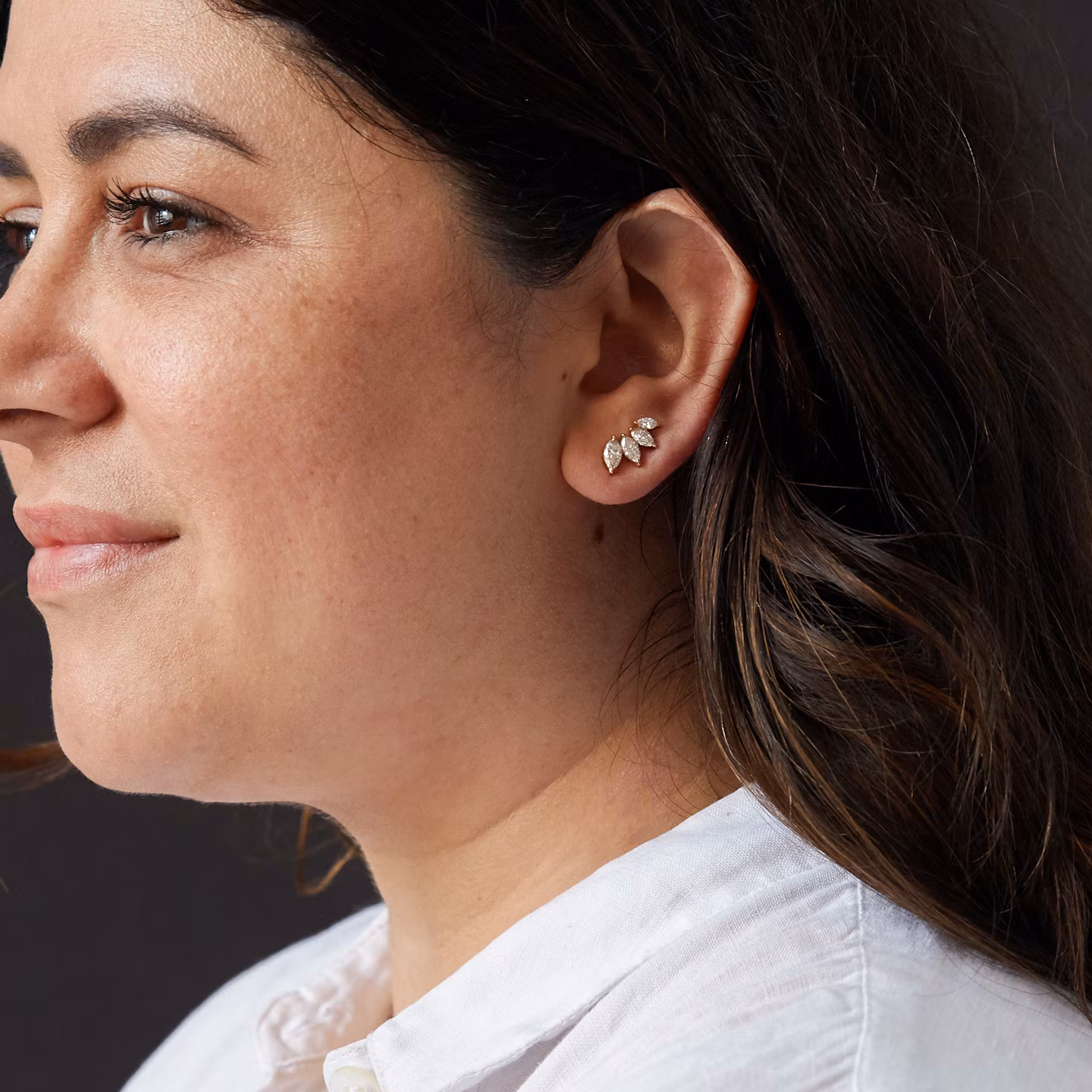 VRAI Ear Climber | Marquise | 14k | White Gold | diamondCount: 4 | side: left