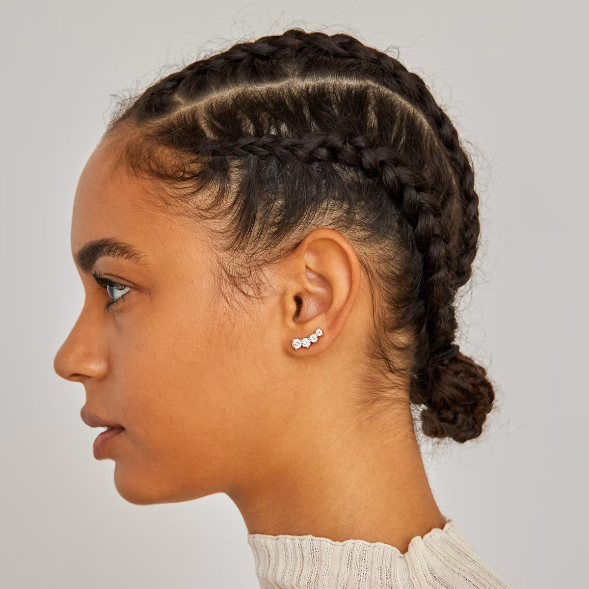 VRAI Ear Climber | Round Brilliant | 14k | Yellow Gold | diamondCount: 4 | side: left