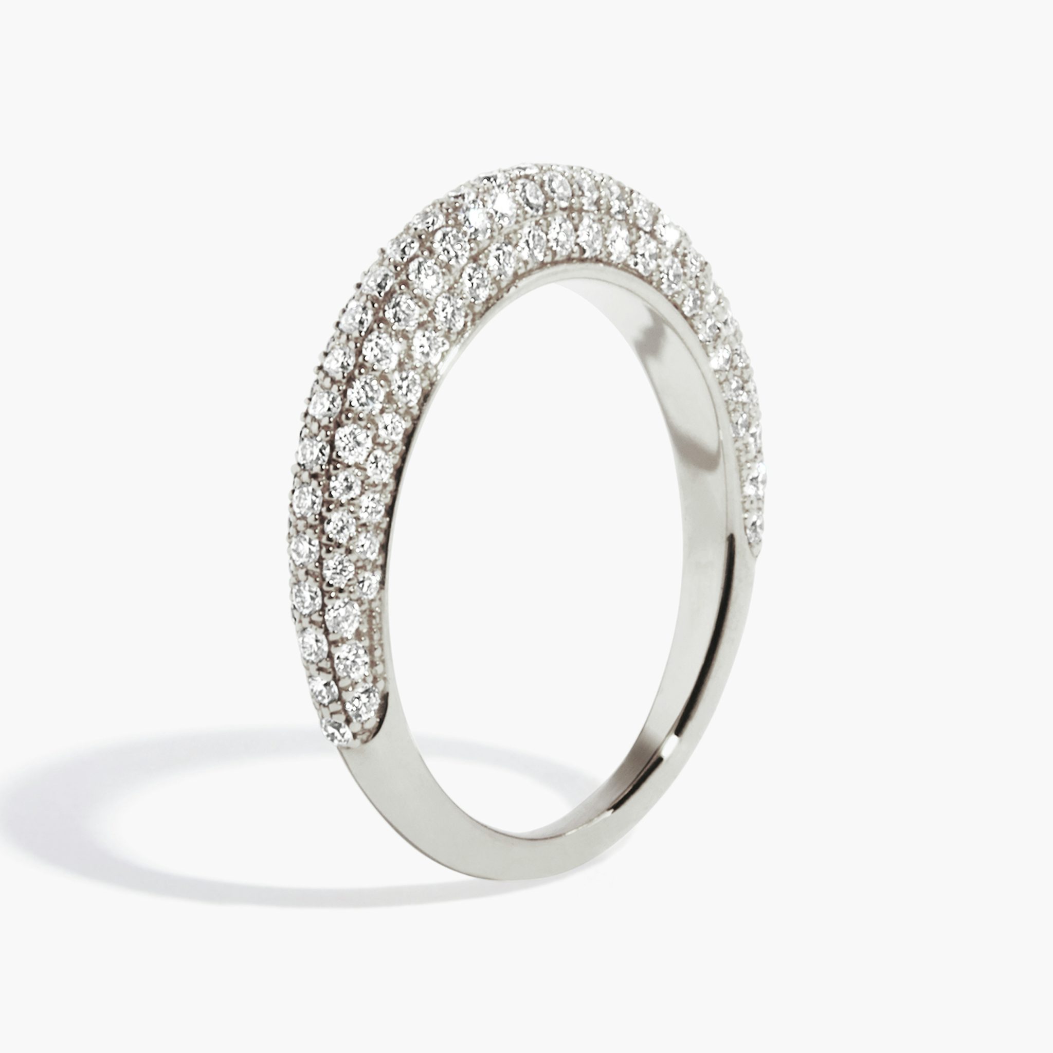 The Curator Band | Round Brilliant | Platinum | bandAccent: Pavé