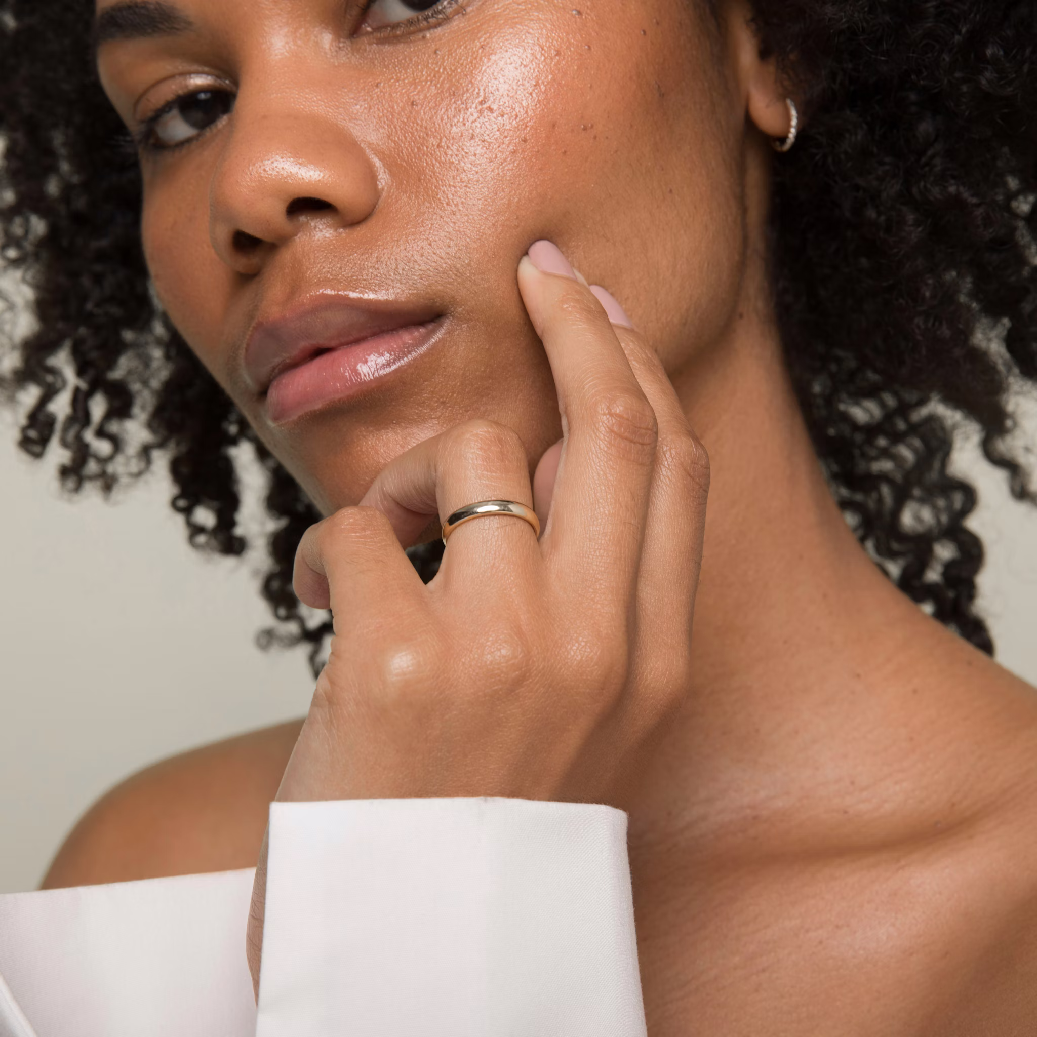 The Round | 18k | Yellow Gold | bandWidth: 3mm